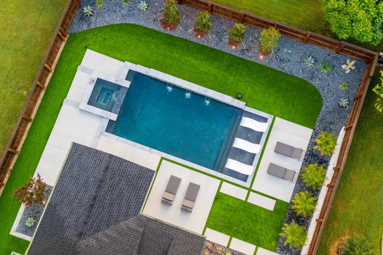 custom pool builder in Roanoke, Texas