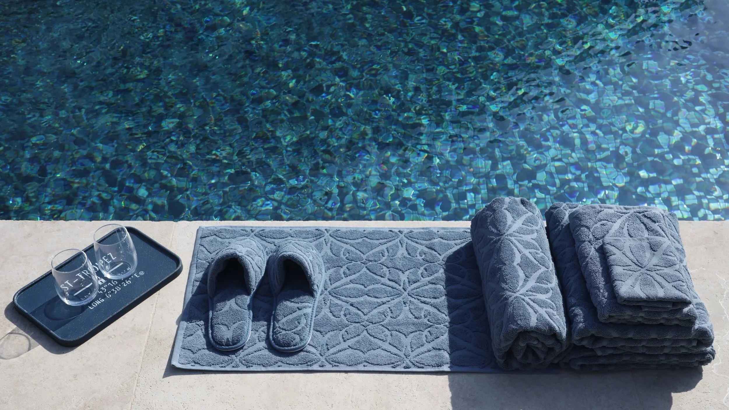 Alma F_Monogram_Jacquard_Bath_Blue.jpg