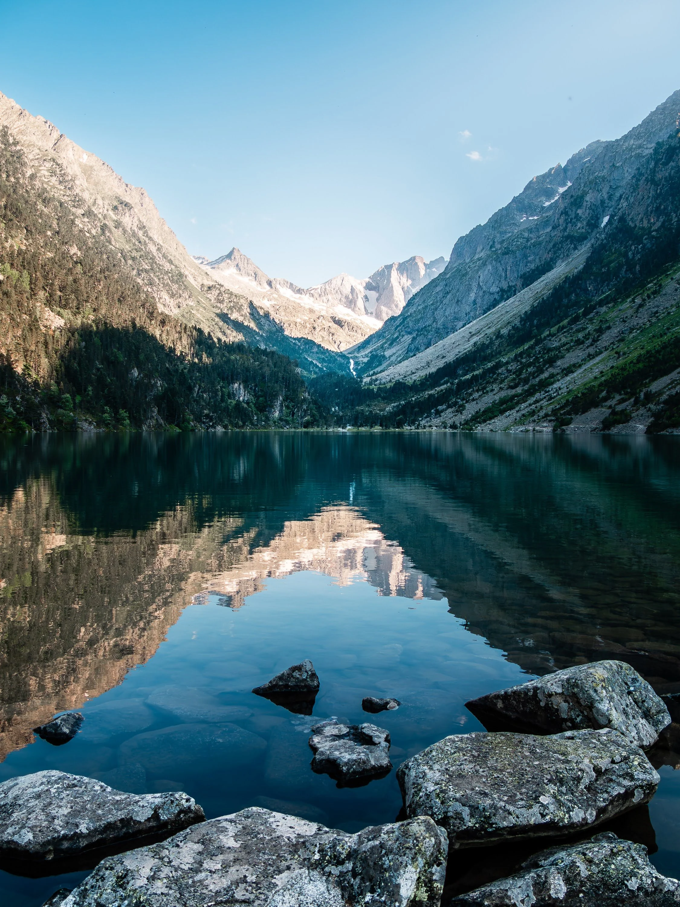 Abendstimmung am Lac de Gaube in den französischen Pyrenäen