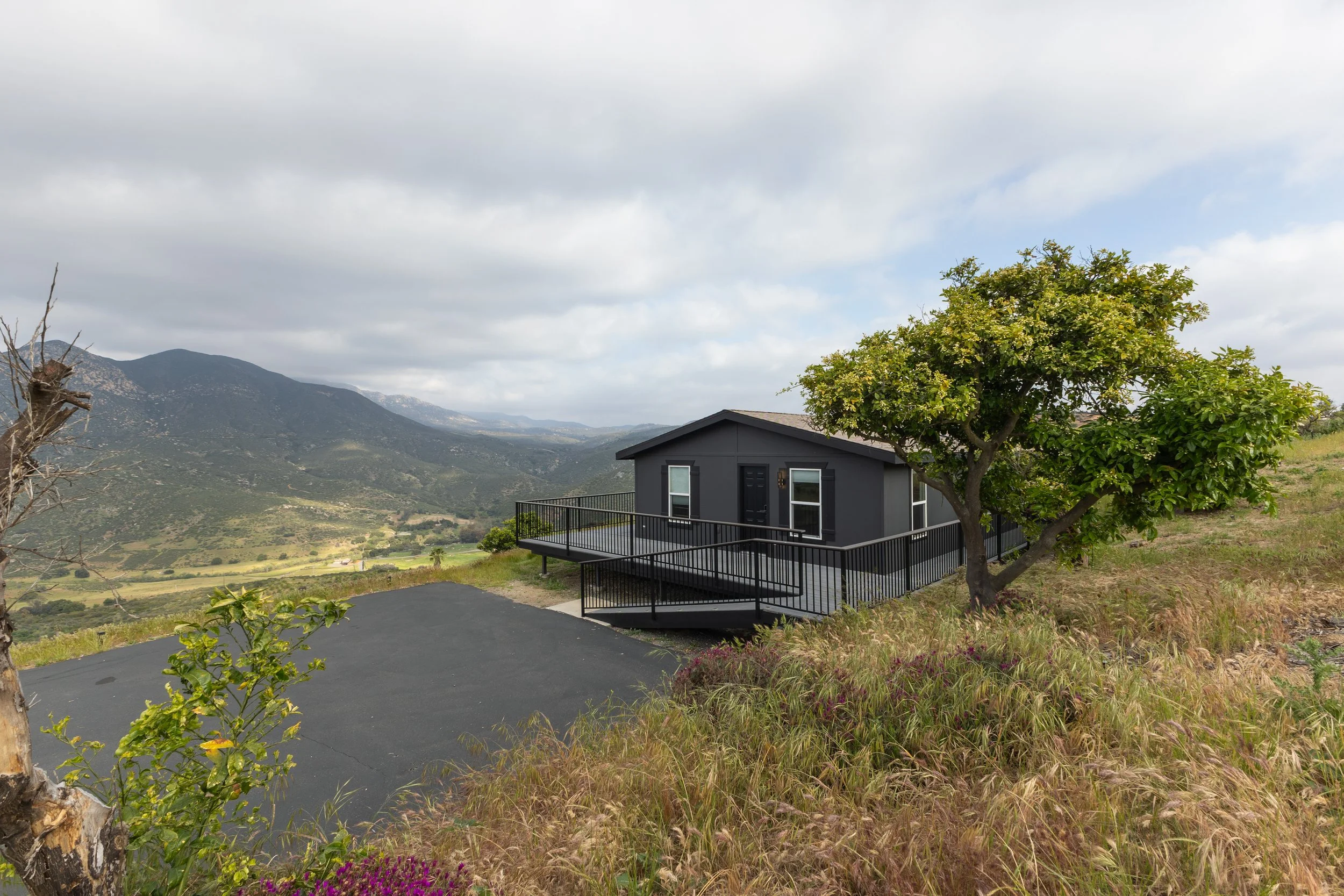 Mountain retreat_001.jpg