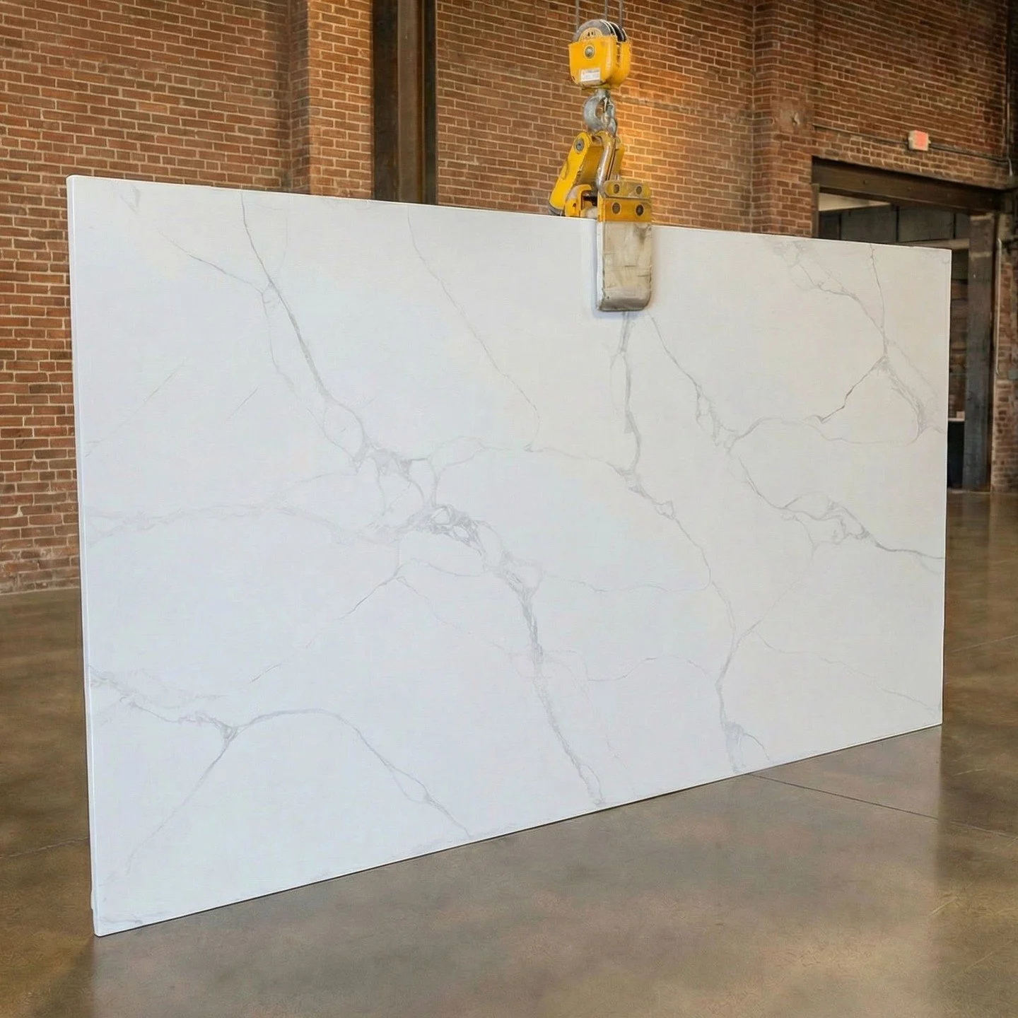 From a raw slab to finished installation, Calacatta Sonalita delivers the kind of visual impact you expect from luxury Calacatta styles, but in a more accessible, economically priced option that makes large islands, waterfall edges, and full-height a