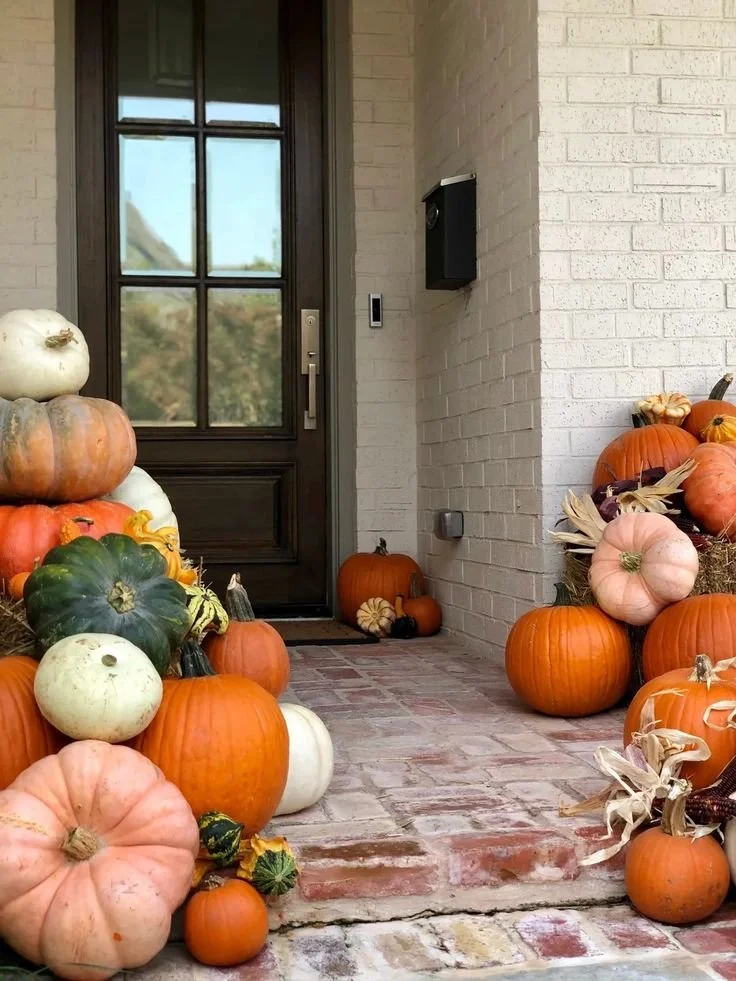 Porch Pumpkins.jpg