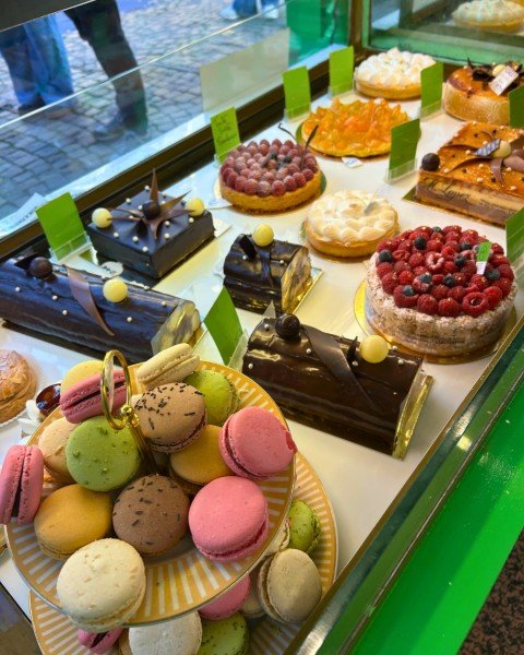 On AmaWaterways&rsquo; Taste of Bordeaux itinerary, every flavor tells a story 🍷🧀 From fresh local specialties to tastings led by passionate experts, this journey is all about experiencing Bordeaux in the most delicious way possible.

#bordeaux #co