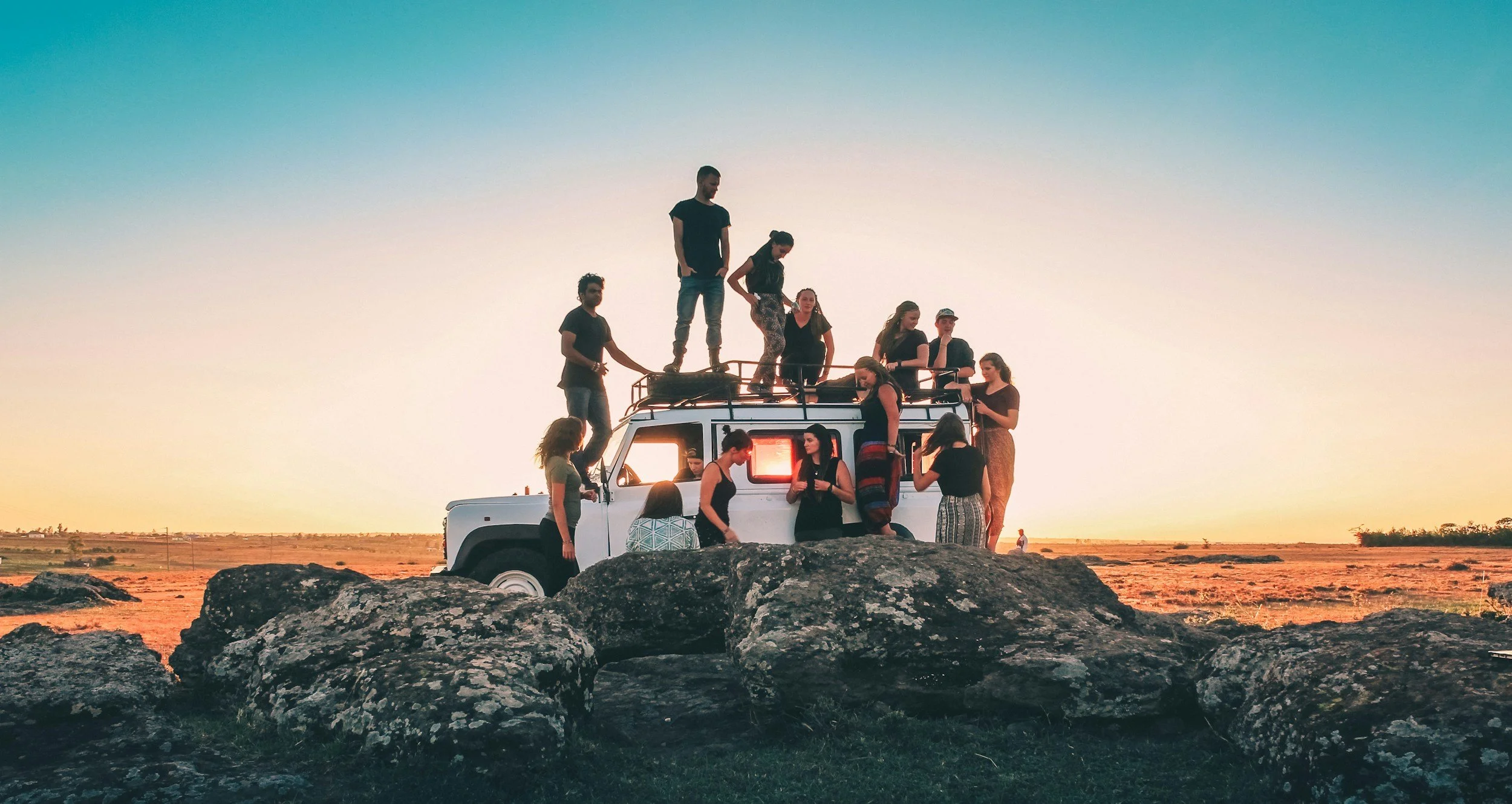 Unleash your Inner Explorer: The Ultimate Guide To Adventure Travel 🌍✨ 