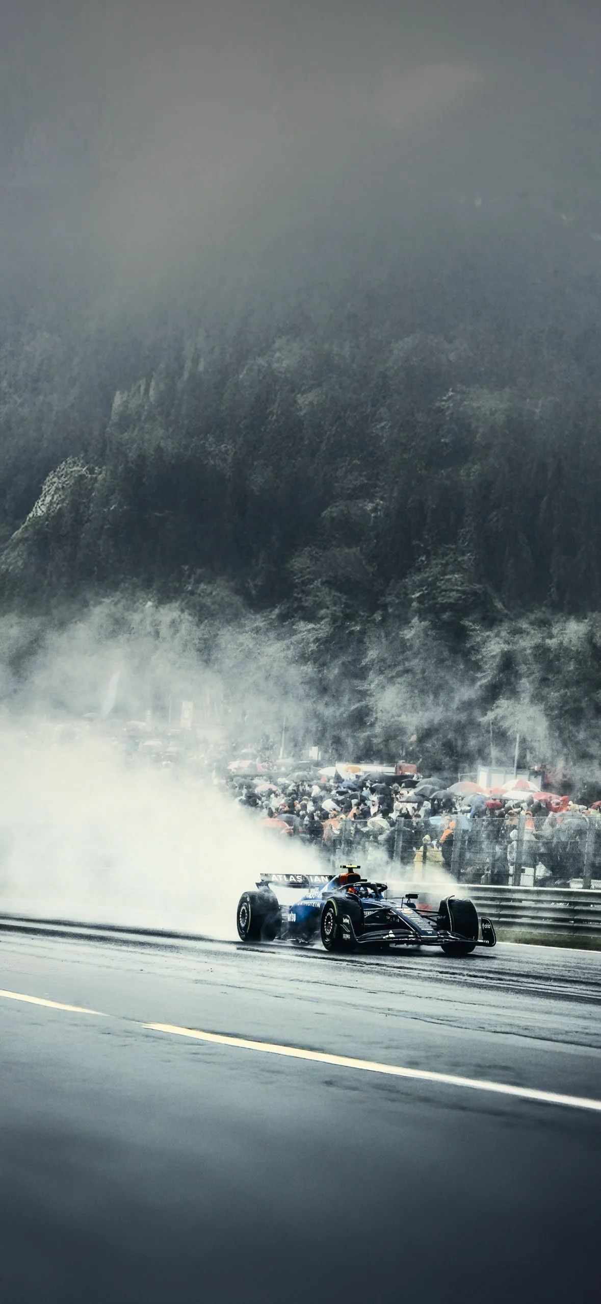 Williams F1 Wallpaper – Carlos Sainz (2025)