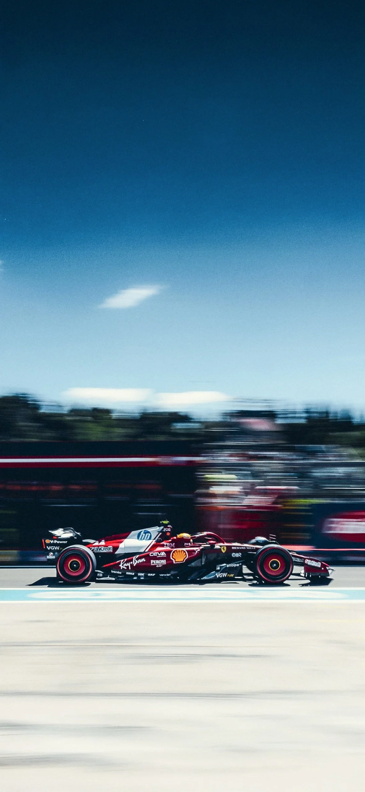 ferrari-f1-lewis-hamilton-2025-2.jpg