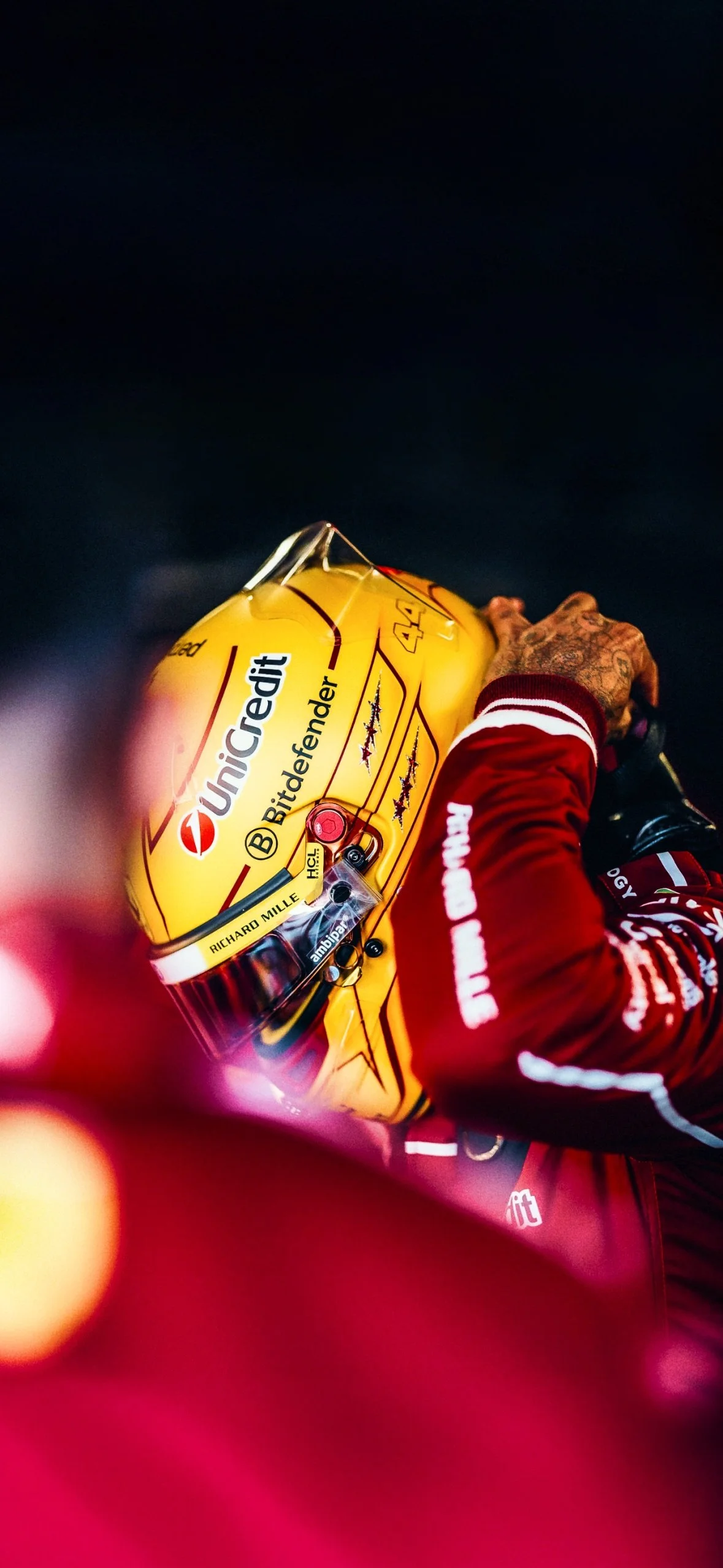 ferrari-f1-lewis-hamilton-2025-8.jpg
