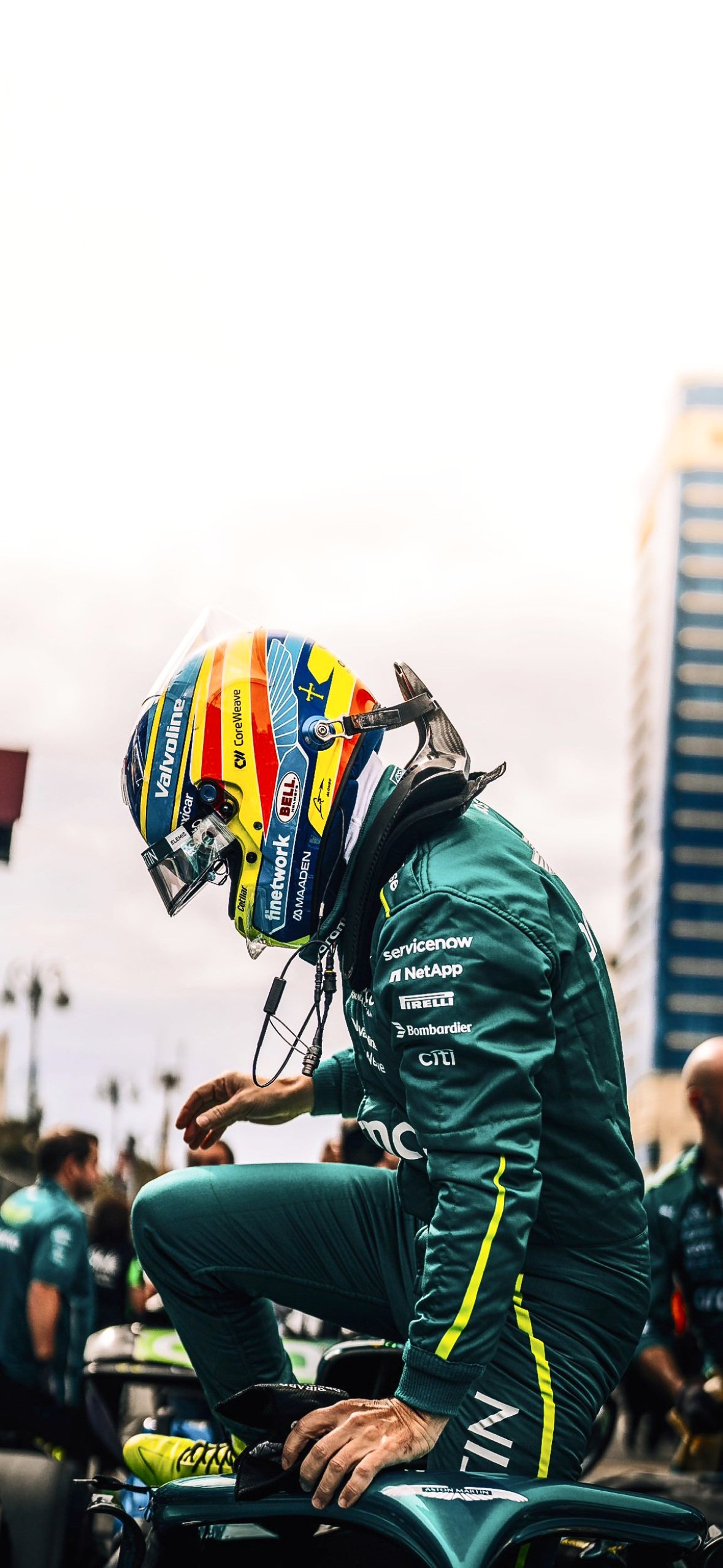 Fernando Alonso Aston Martin F1 Wallpaper (2025) – Free Download | F1 Ocean