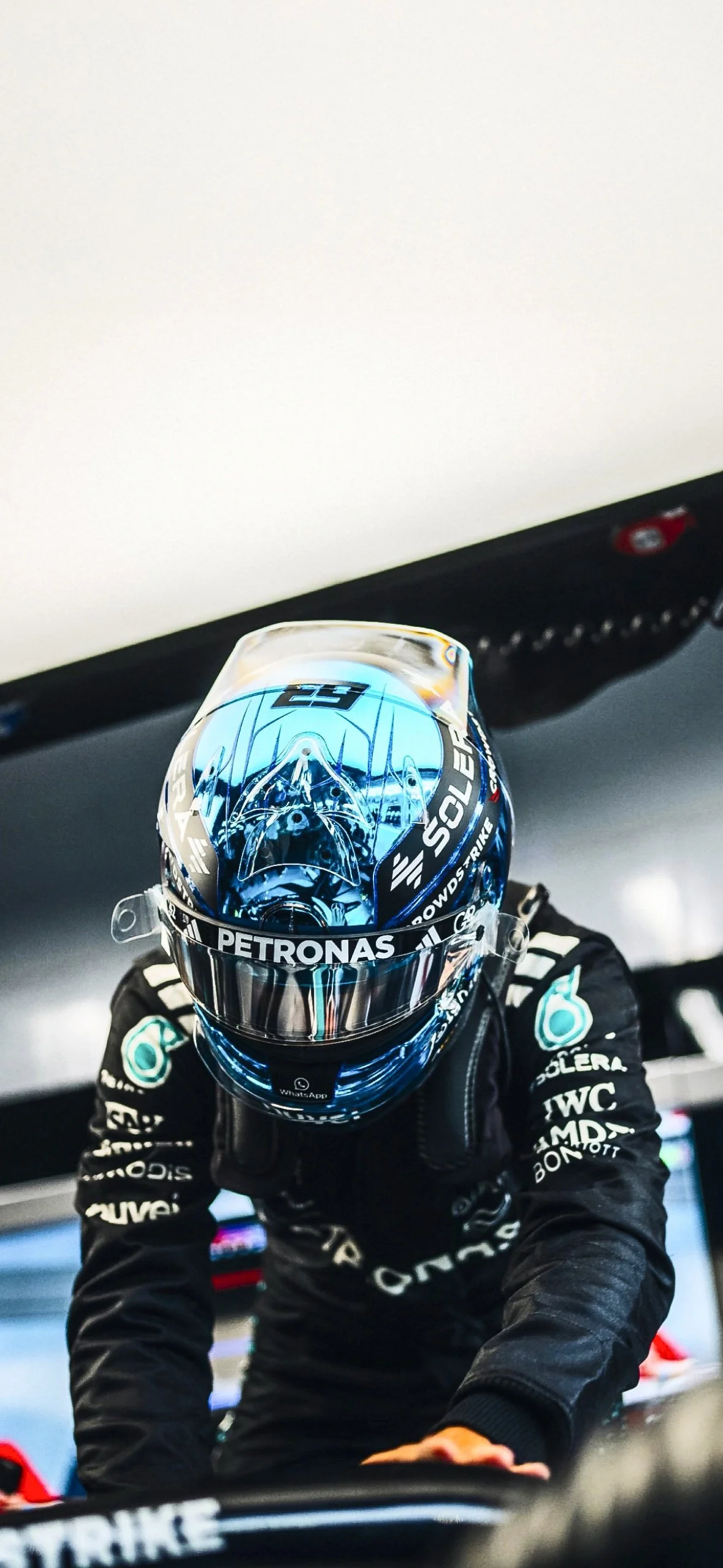 George Russell Mercedes F1 Wallpaper (2025) – Free Download | F1 Ocean