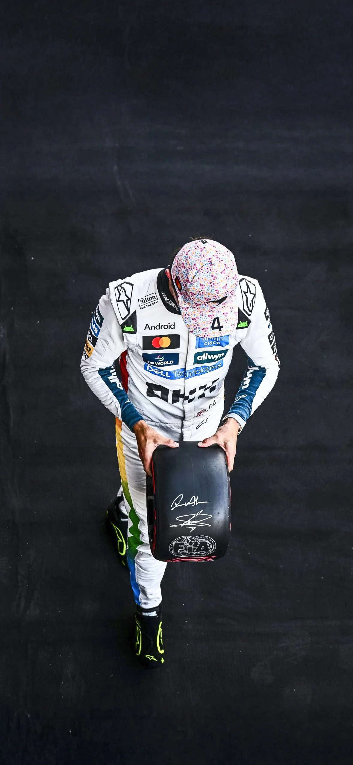 Lando Norris McLaren F1 Wallpaper (2025) – Free Download | F1 Ocean