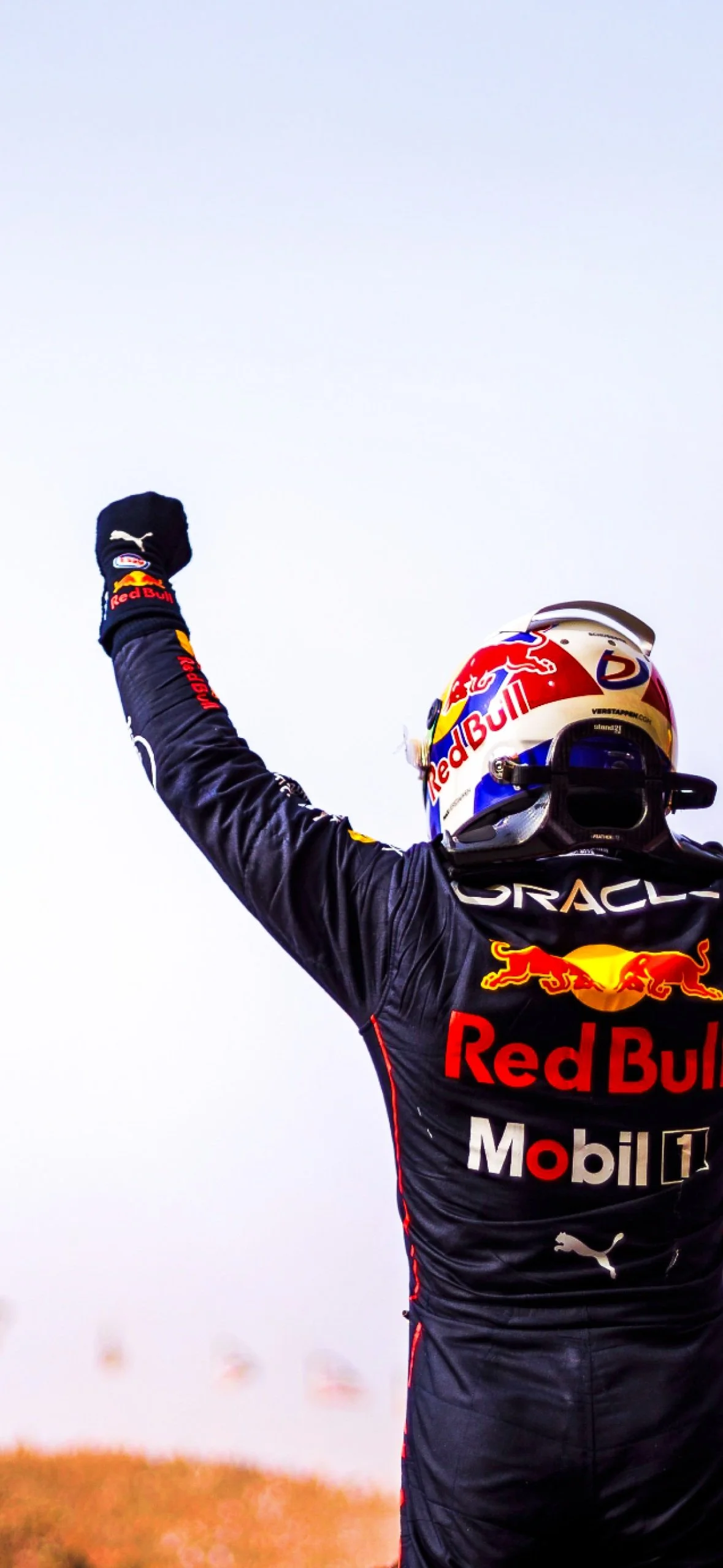 Max Verstappen Red Bull F1 Wallpaper (2025) – Free Download | F1 Ocean