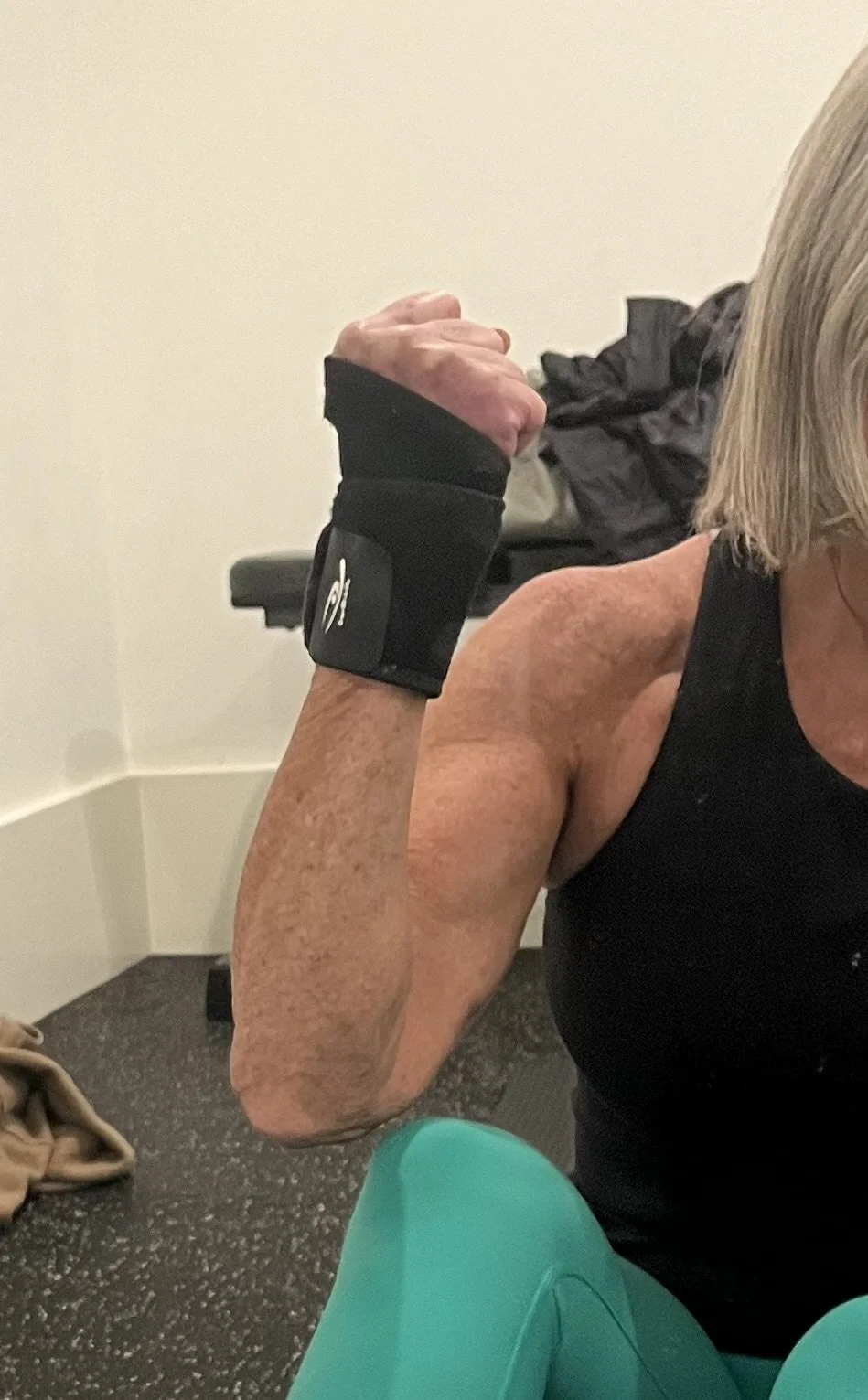 Mimi's Badass Shoulders Option A: Monday 12pm, EST