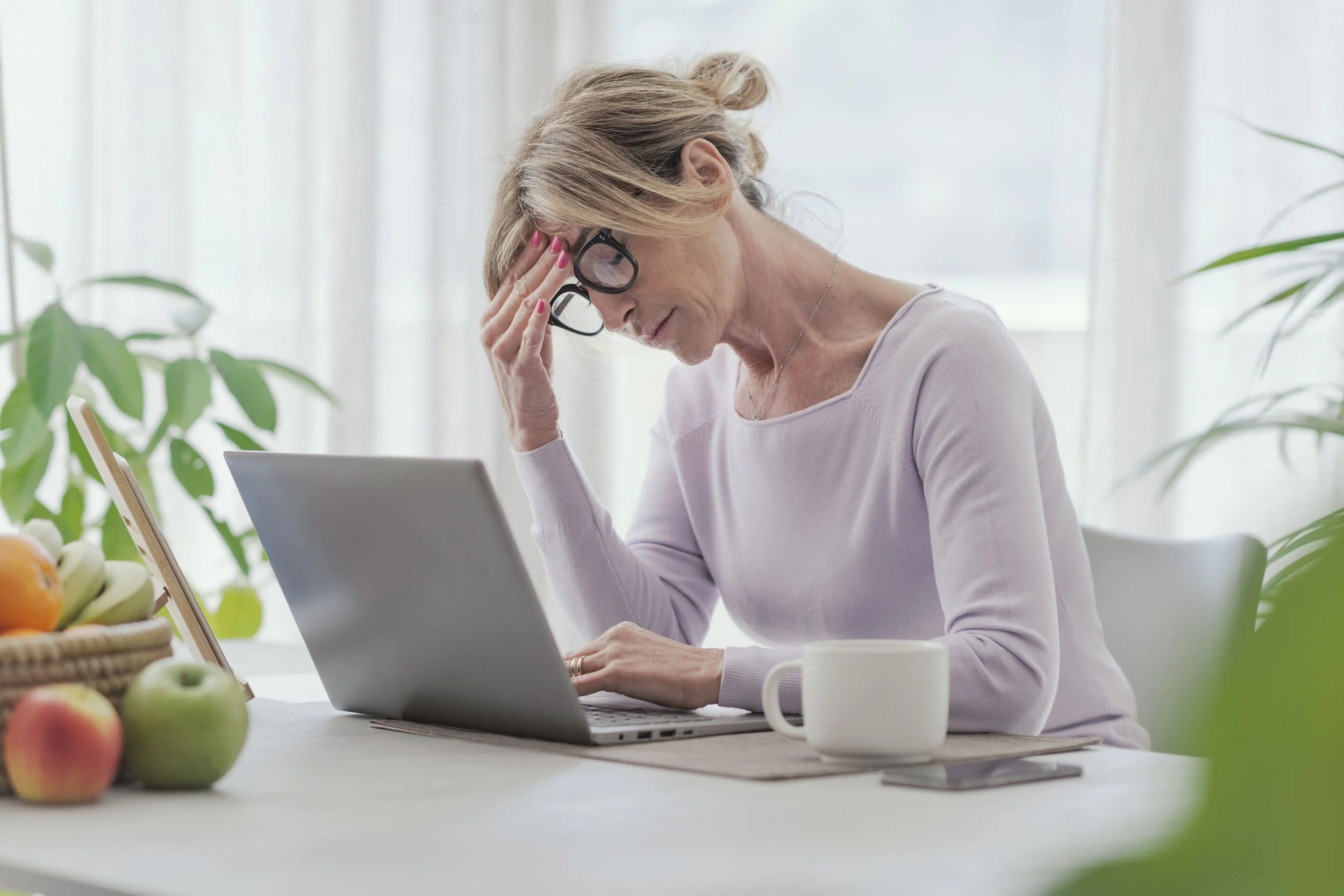 How to avoid online dating scams.