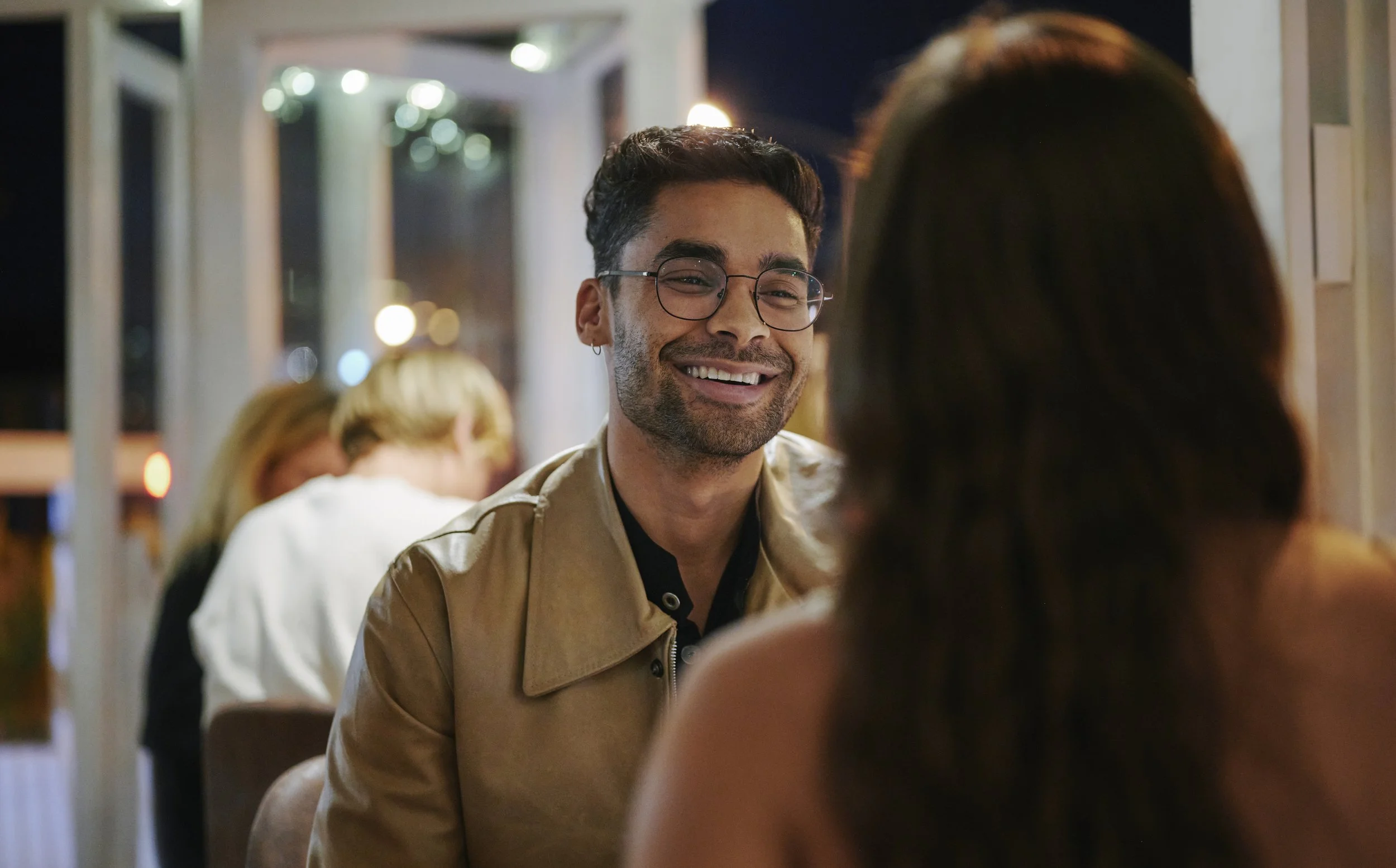 What can turn off men on a date?