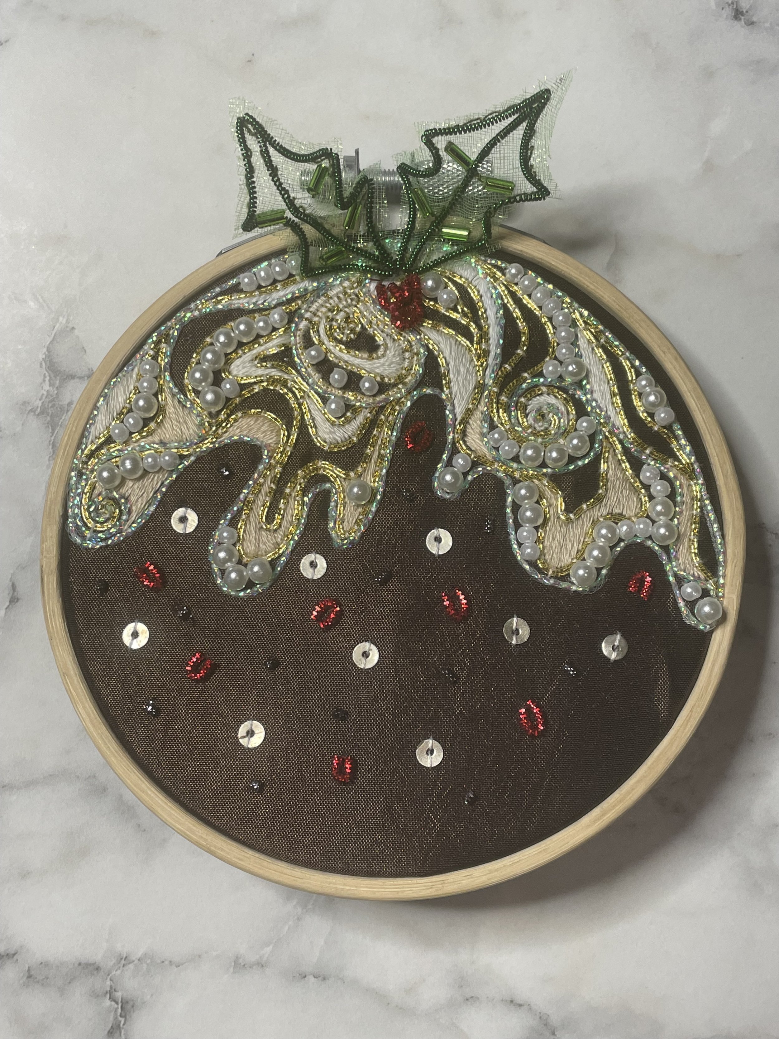 Jolly Xmas Pud Metal Thread Work Kit