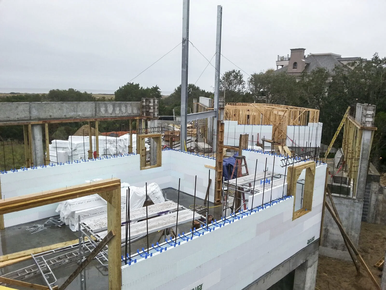 High End Custom Beach House 3.jpg