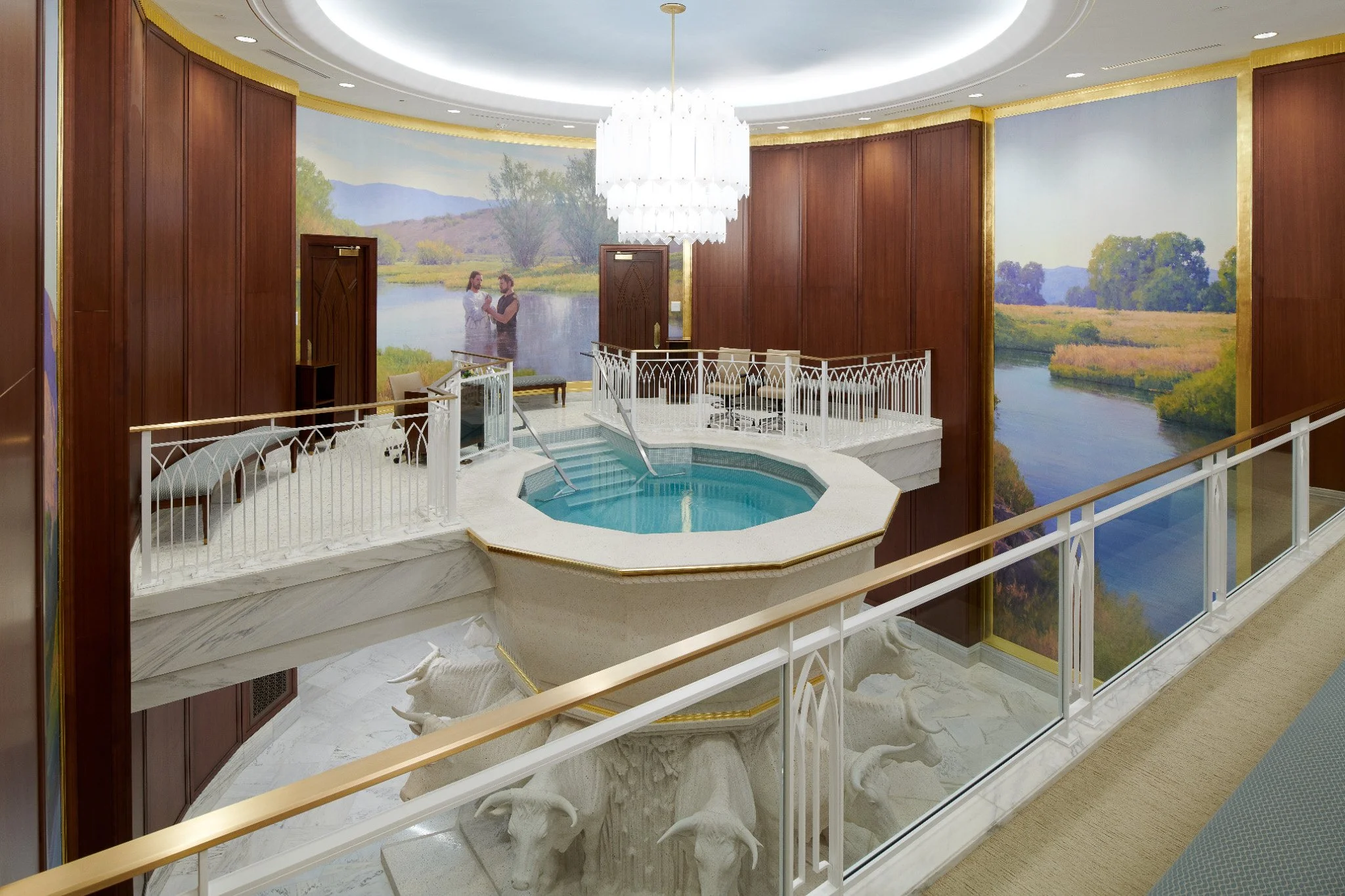 baptismal font 2.jpg