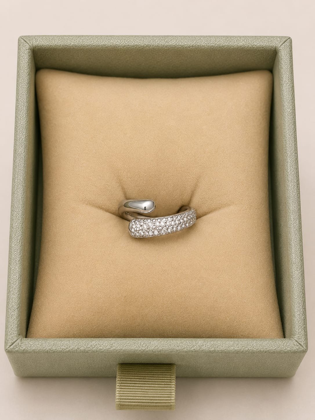 Silver Sparkle Wrap Ring – Size 7