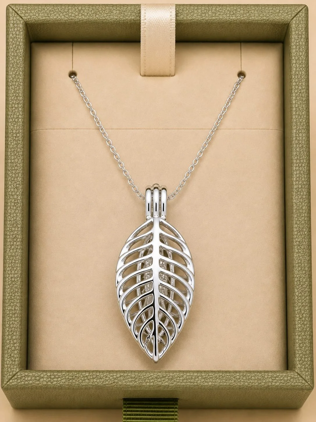 The Leaf Cage