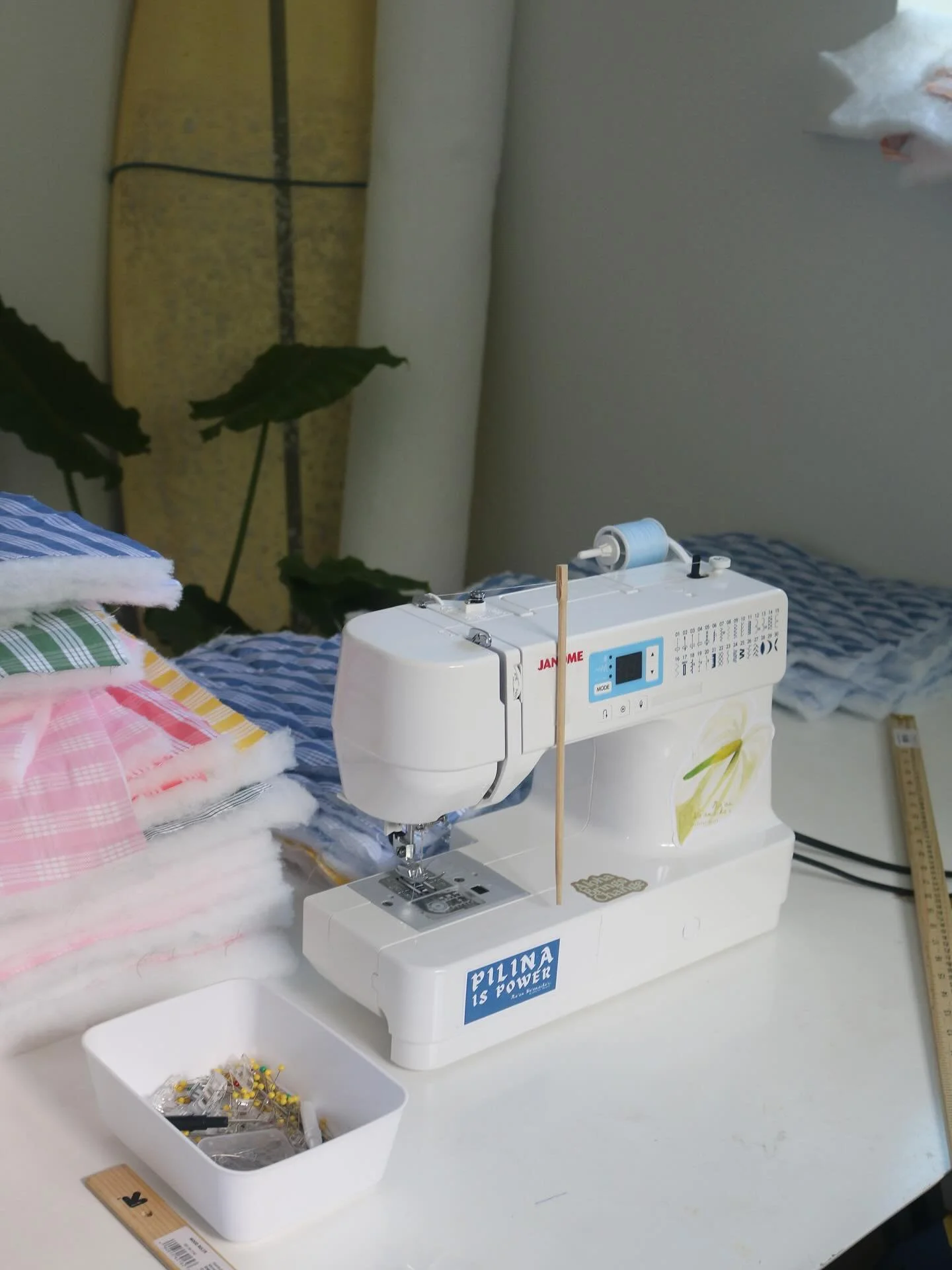 Pop-up prep is in full swing 🌙🪡 Every stitch is a reminder that handmade takes time &amp; that&rsquo;s what makes it so special. 5 days to go! ✨

Pop-Up Details 💗 🍾
Mokulehua Anniversary Pāʻina &bull; Waimānalo, HI 
Saturday, October 4th 
4 PM - 