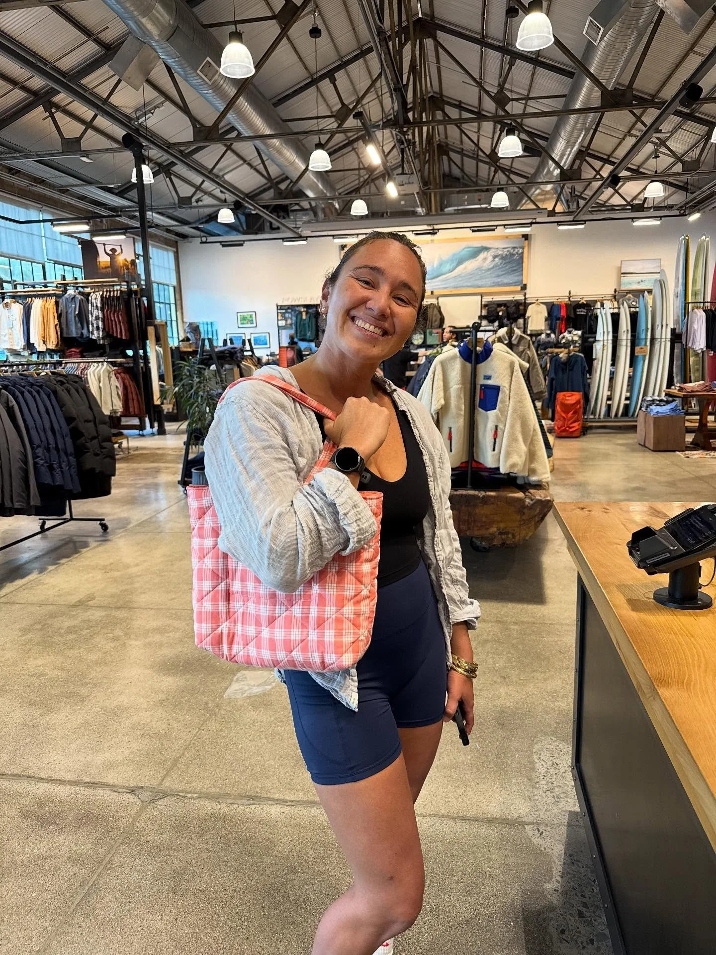 HOʻONUI BABES 🌙🤍

You guys have me smiling from ear to ear every time I see a tote out in the world!! 🥹✨ mahalo for supporting, sharing, and carrying a little piece of Hoʻonui with you wherever you go