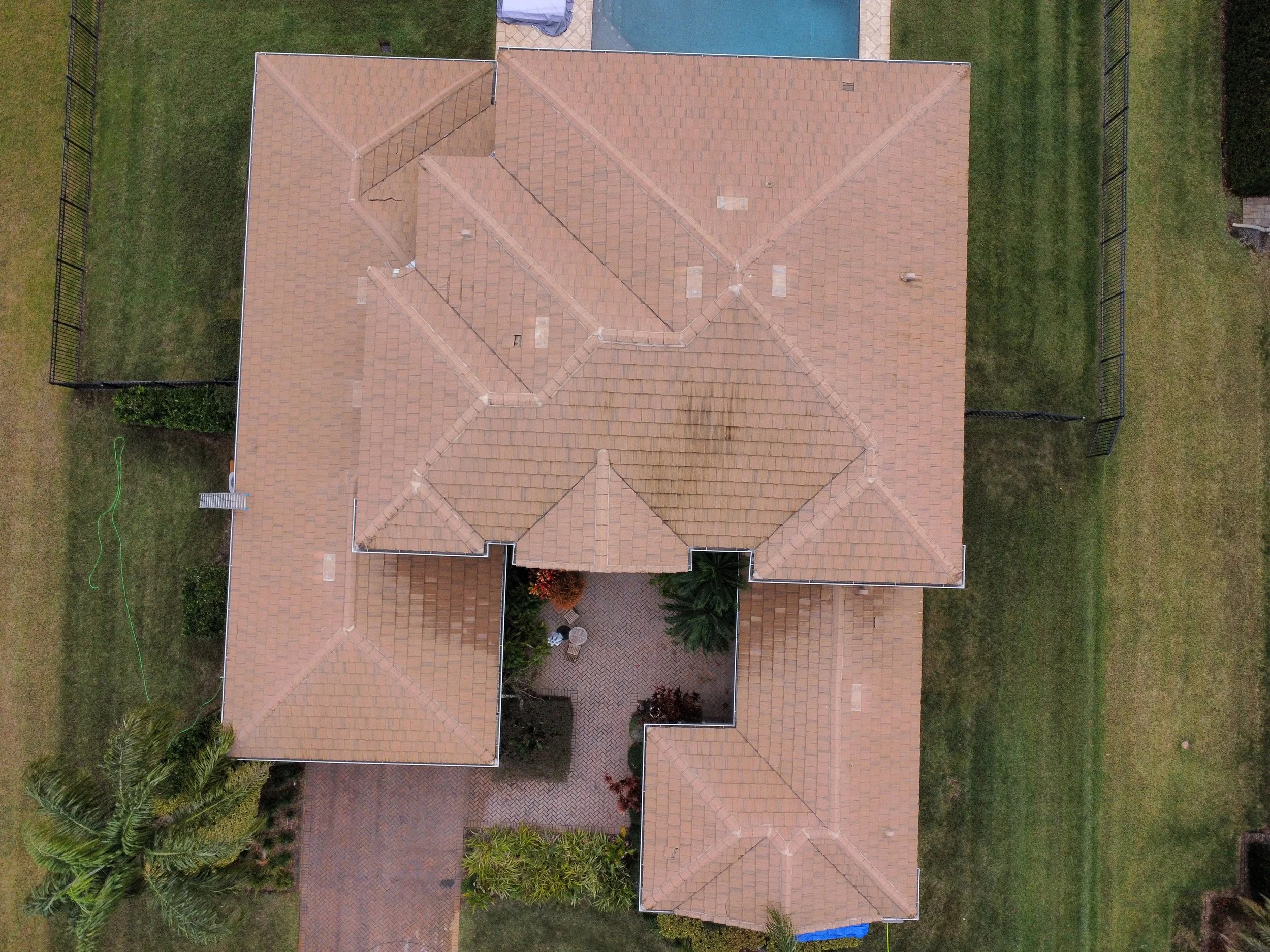 Oranssi project: roof expansion