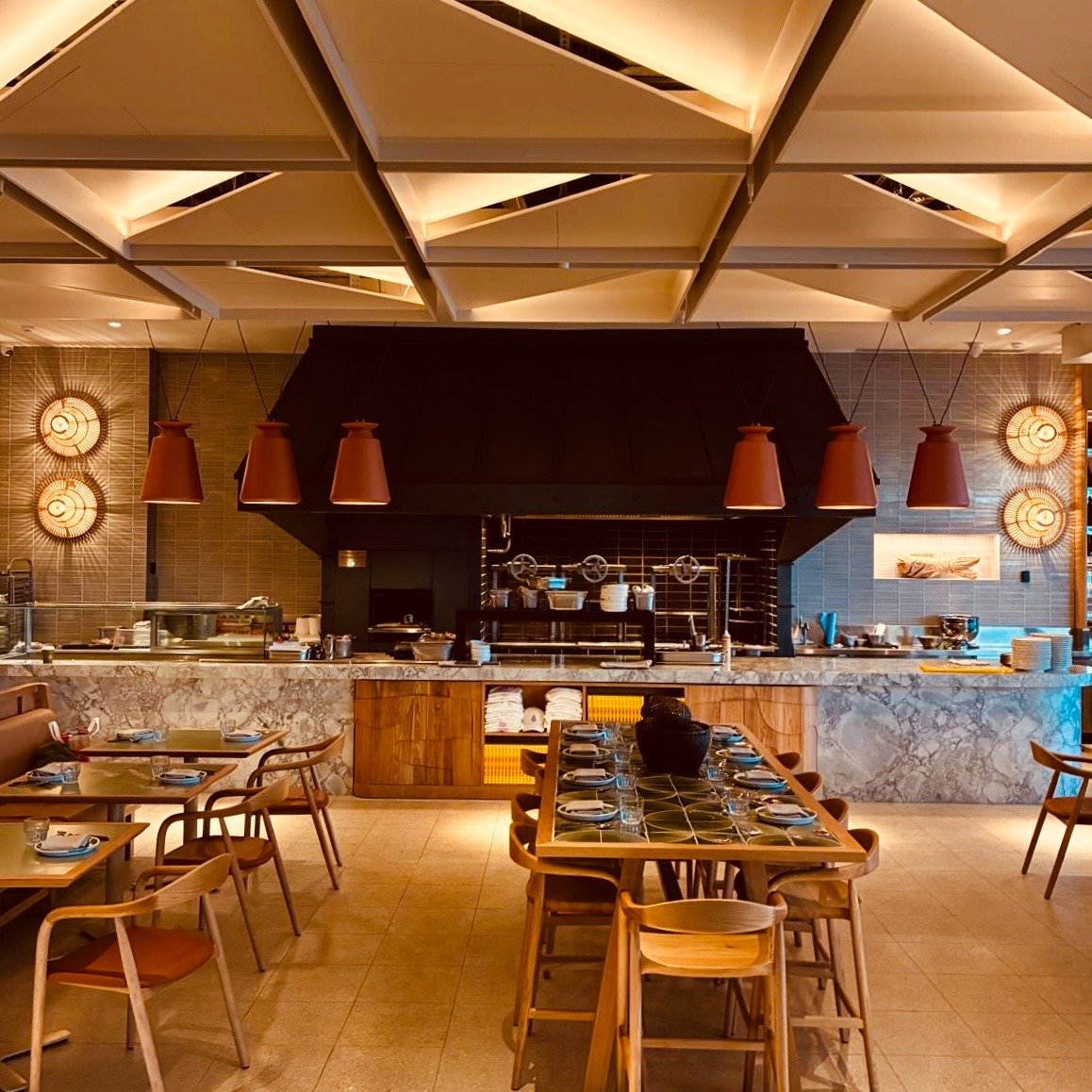 CaterBuild is proud to deliver this striking centre-piece in Lua, one of the newest and most exciting dining experiences within Sydney's Fish Markets scene.

From back-of-house catering facilities to a striking front-of-house presence, our end-to-end