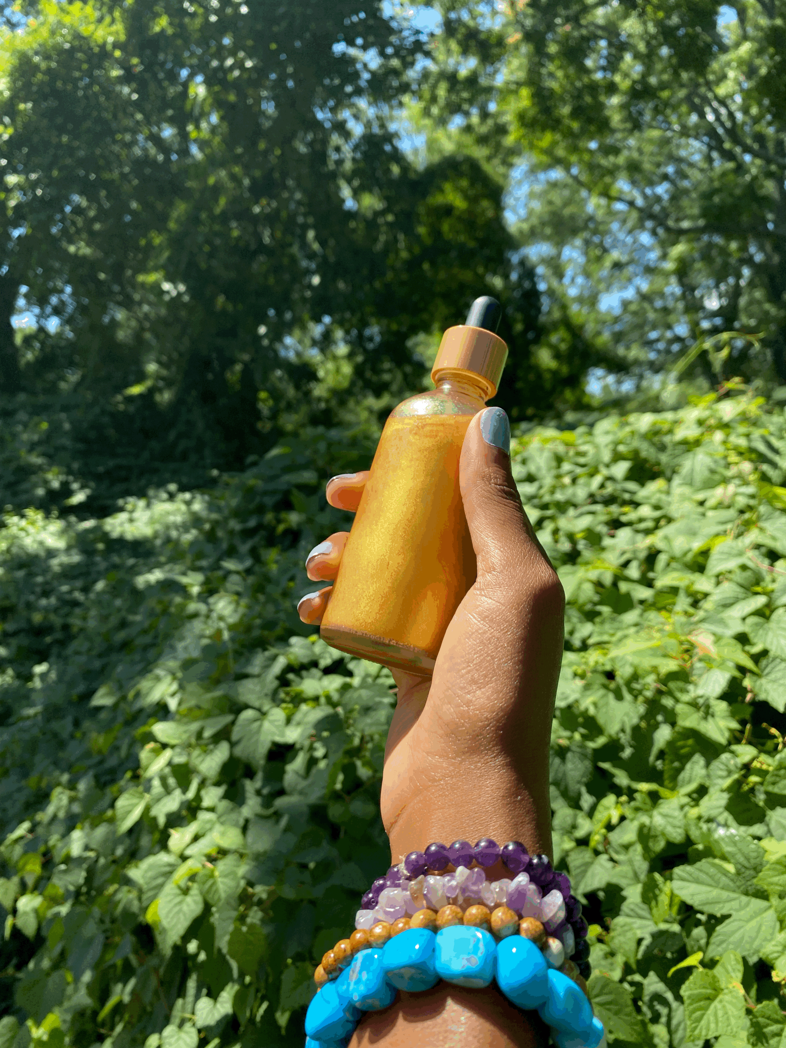 After-Shower Shimmer Oil ✨
