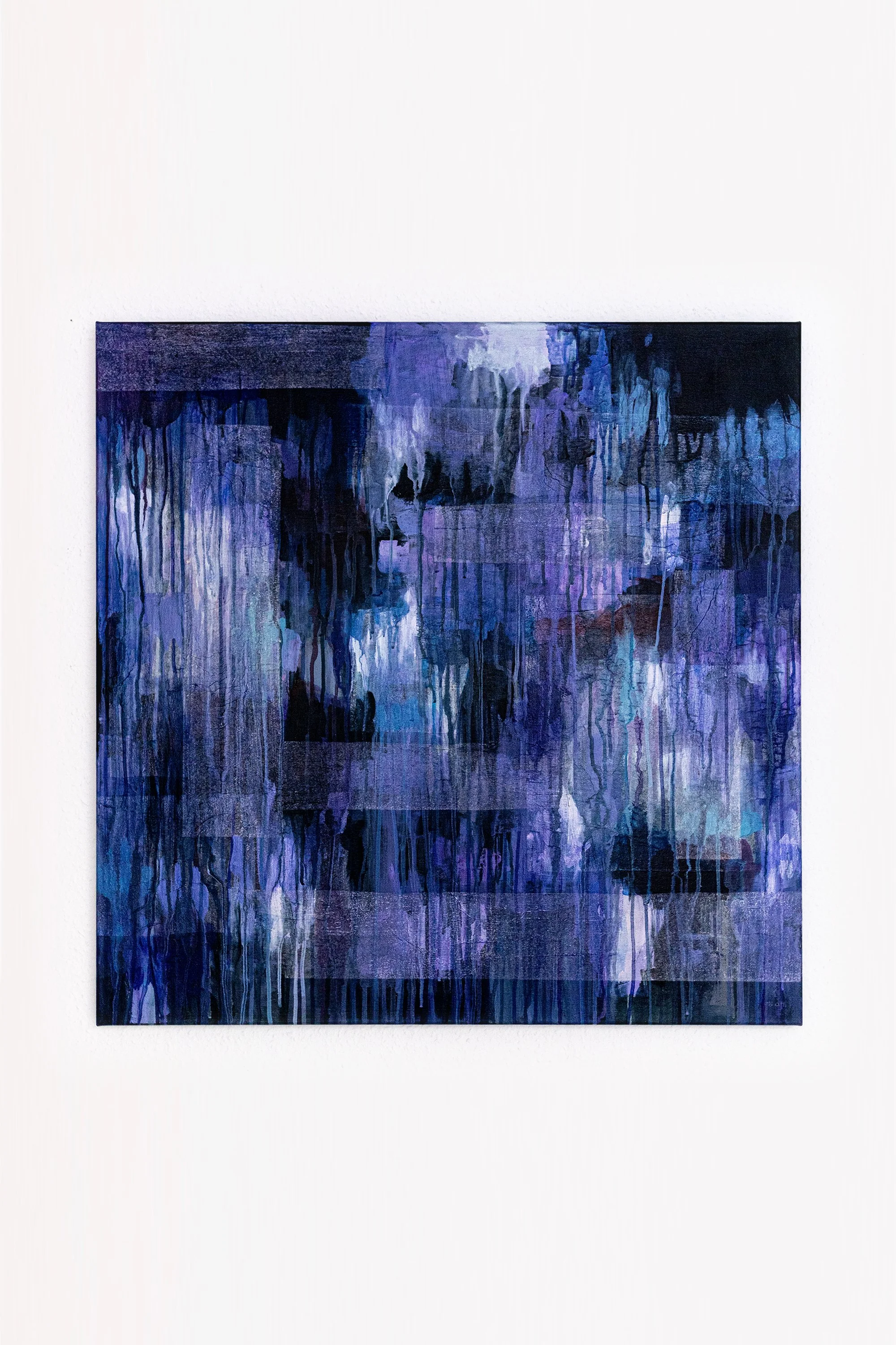 Web-Violet_Fluxus_Main_Front.jpg