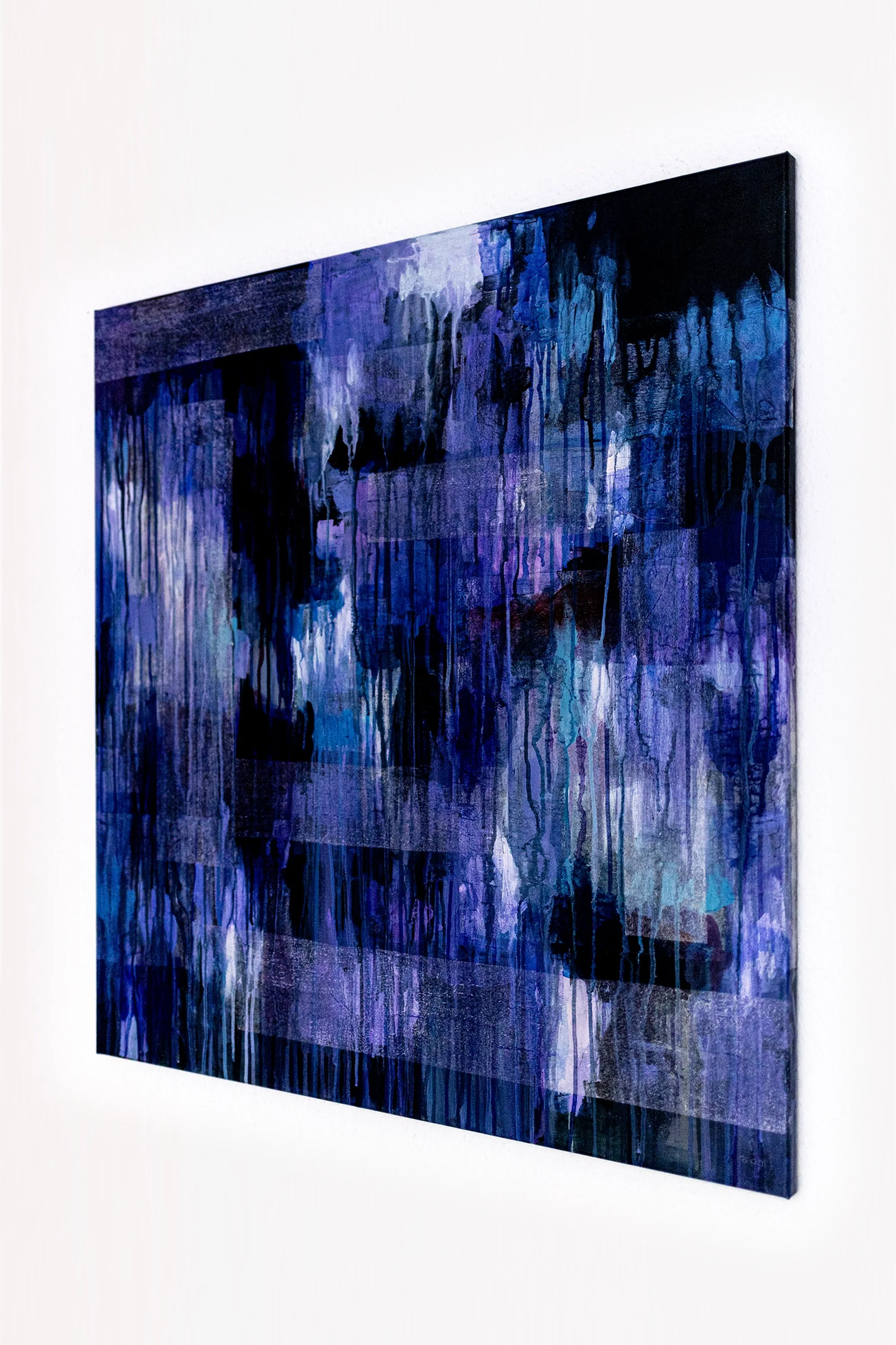 Web-Violet_Fluxus_Main_Side2.jpg