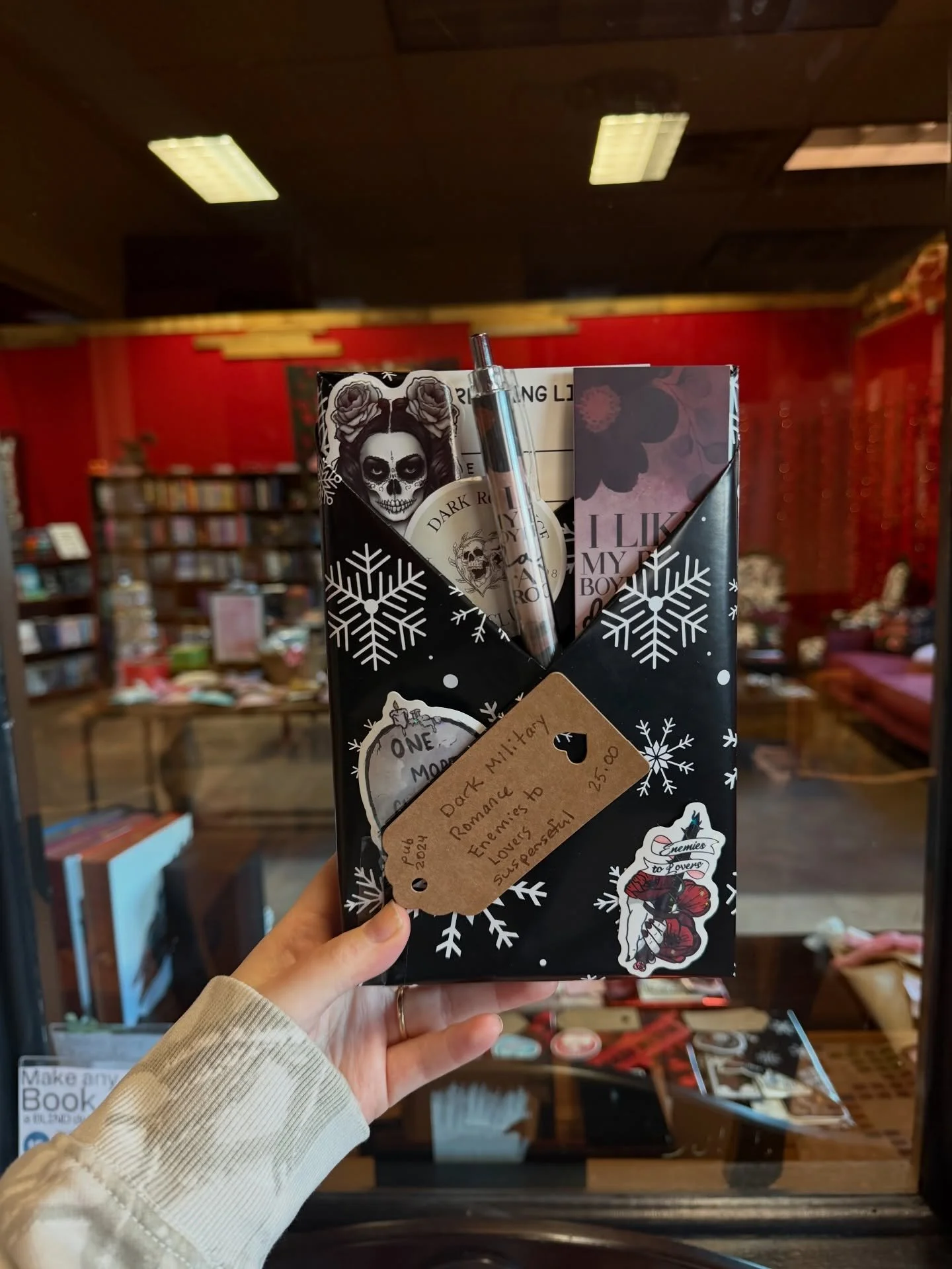 Don&rsquo;t forget your babes last minute Valentines gift 😘