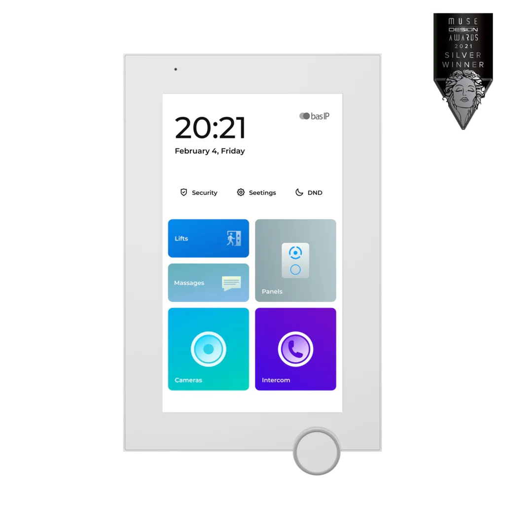 Smart home control panel display showing options for lifts, massages, panels, cameras, and intercom, with the time, date, and network information at the top.