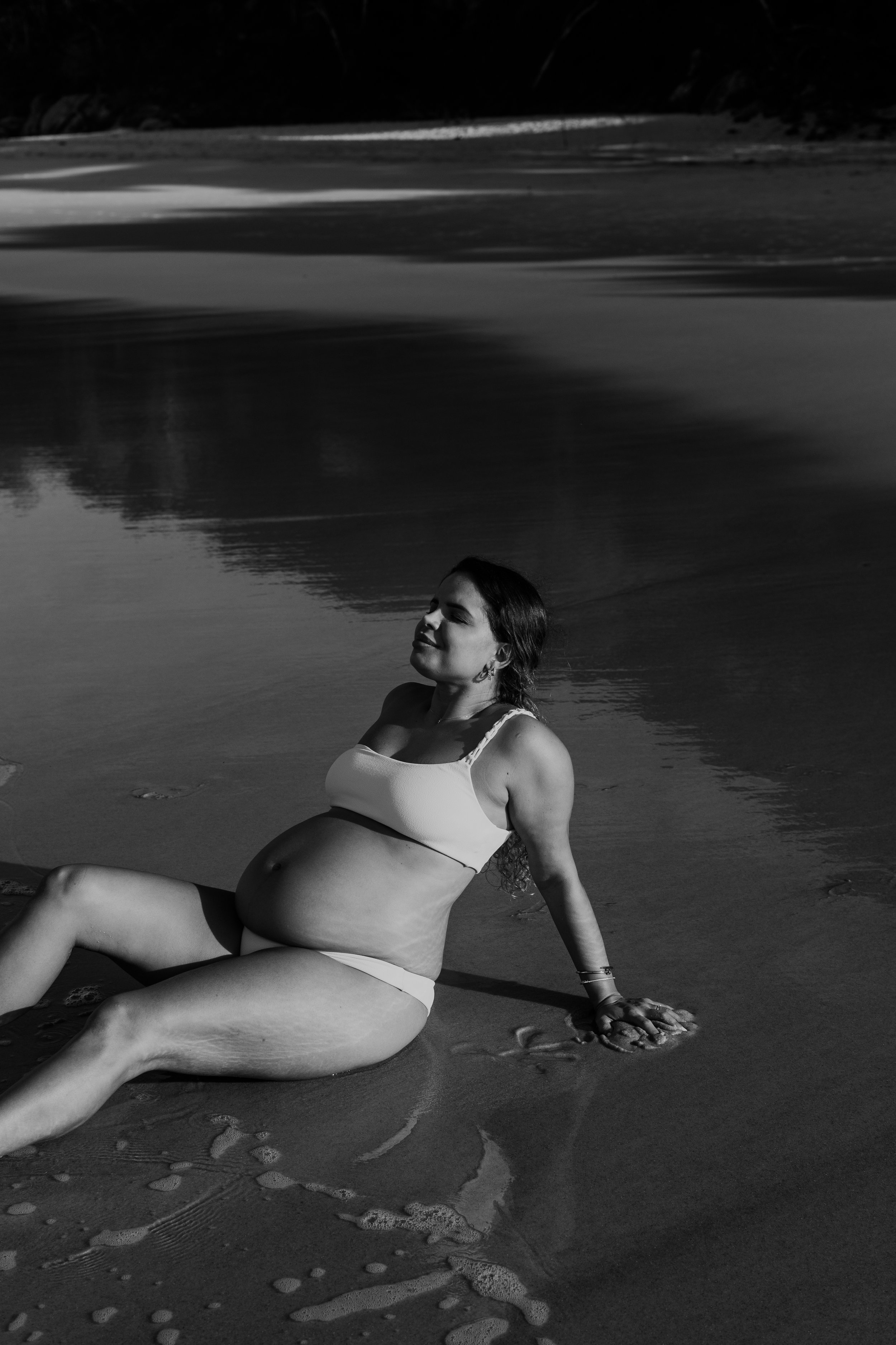 (embaixa)ensaio-thais-lima-gestante-praia-ana-b-fotografia-195.jpg