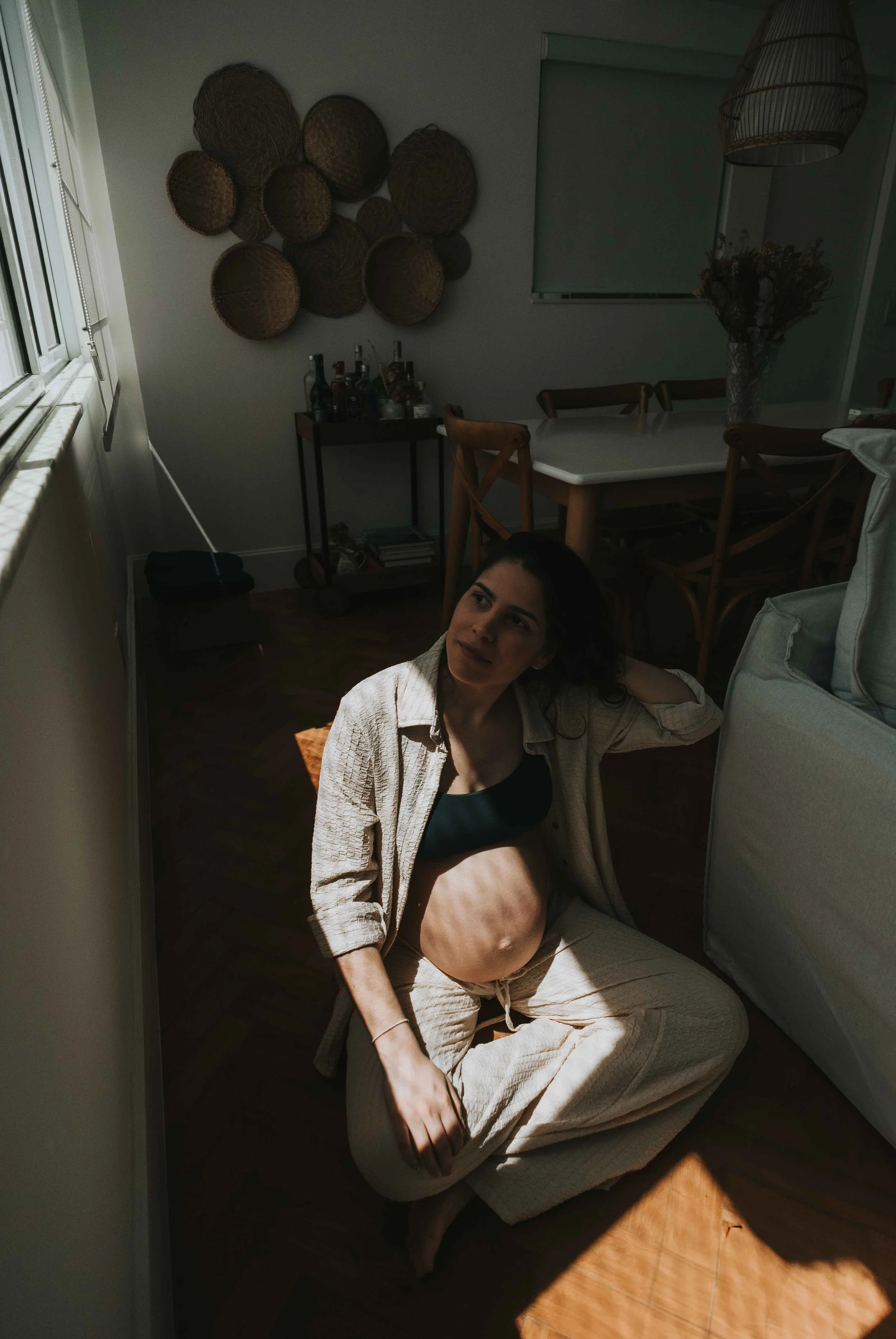 ensaio-luiza-gestante-em-casa-ana-b-fotografia-embaixa-3.jpg