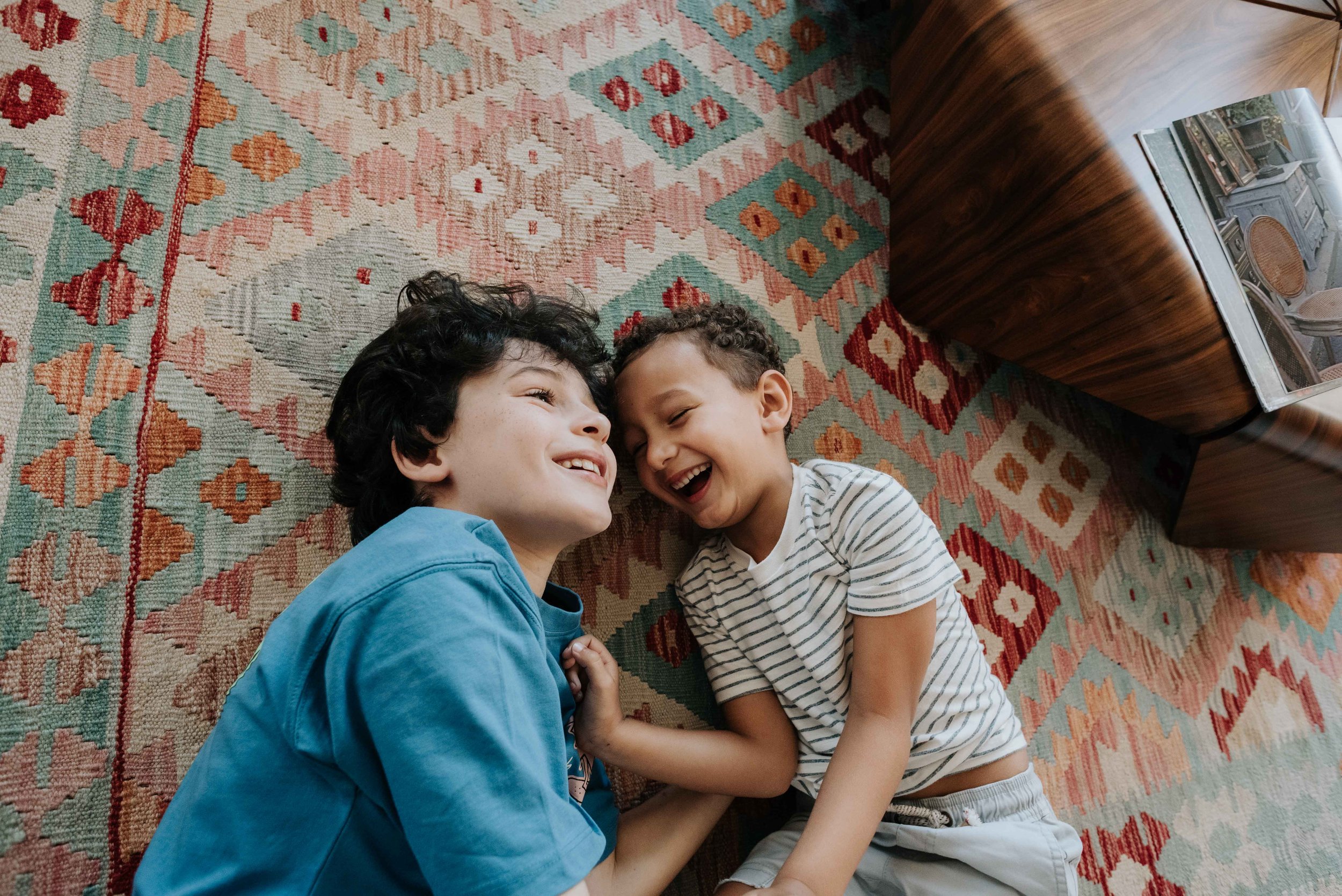 ensaio-de-família-no-rio-de-janeiro-em-casa-fotógrafa-ana-b-fotografia