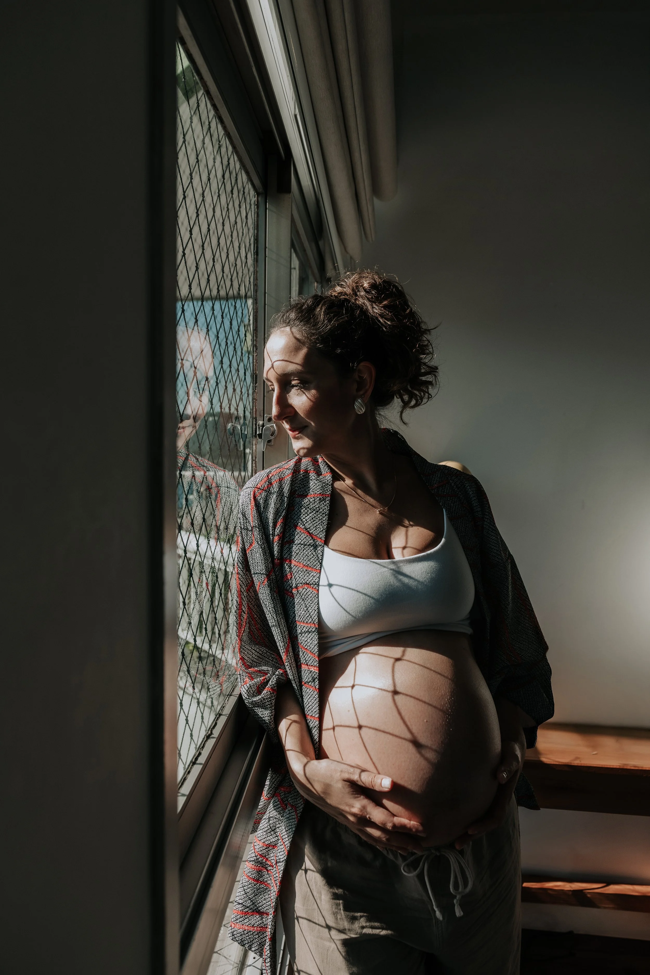 letícia-guimarães-ensaio-de-gestante-em-casa-ana-b-fotógrafa-93.jpg
