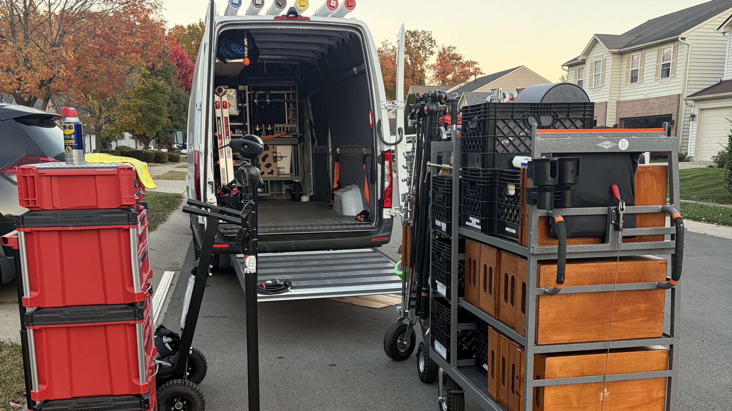 Fully loaded Indianapolis 1 ton grip truck with carts