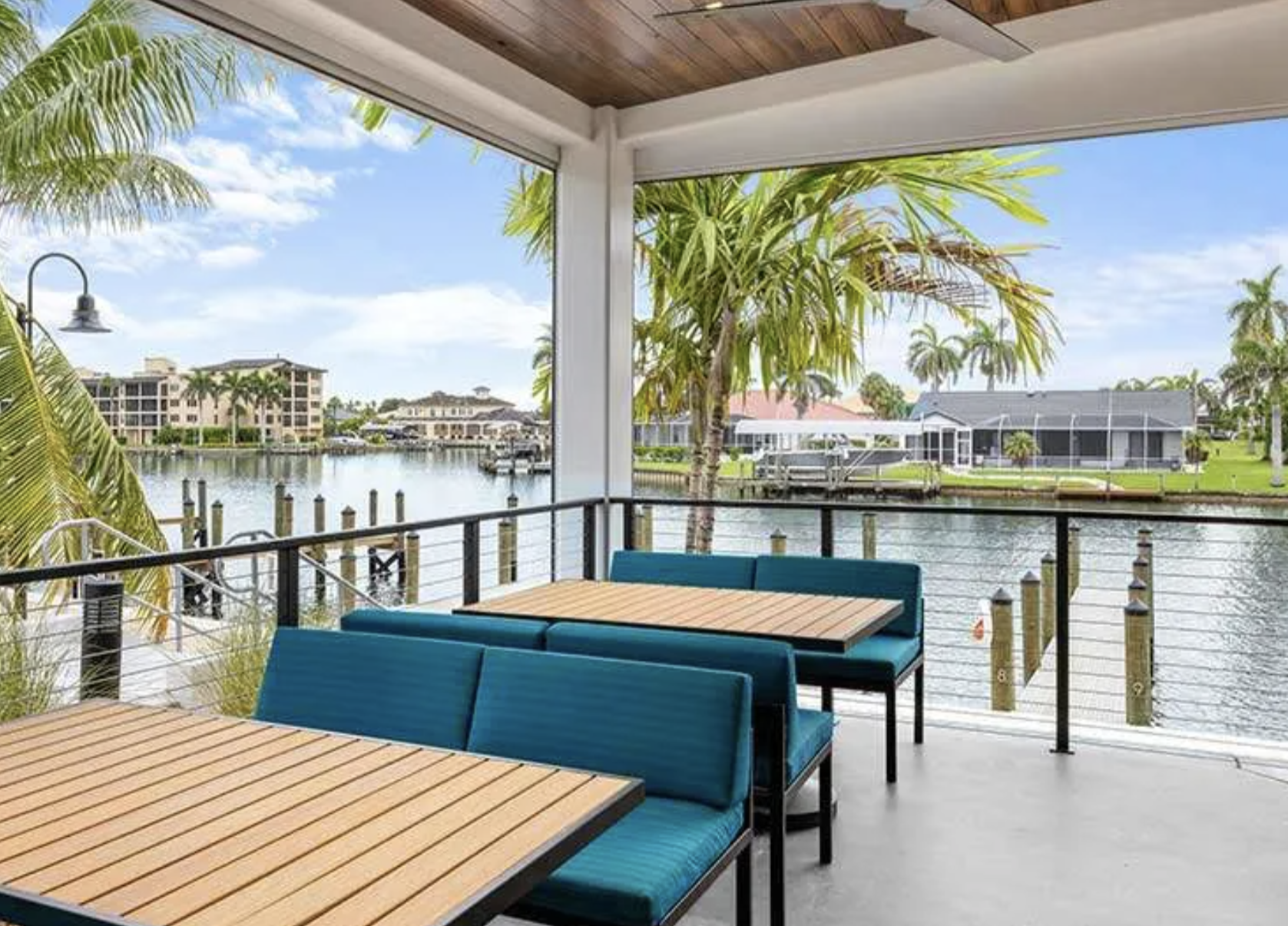 Slipaway - Food Truck Park & Marina