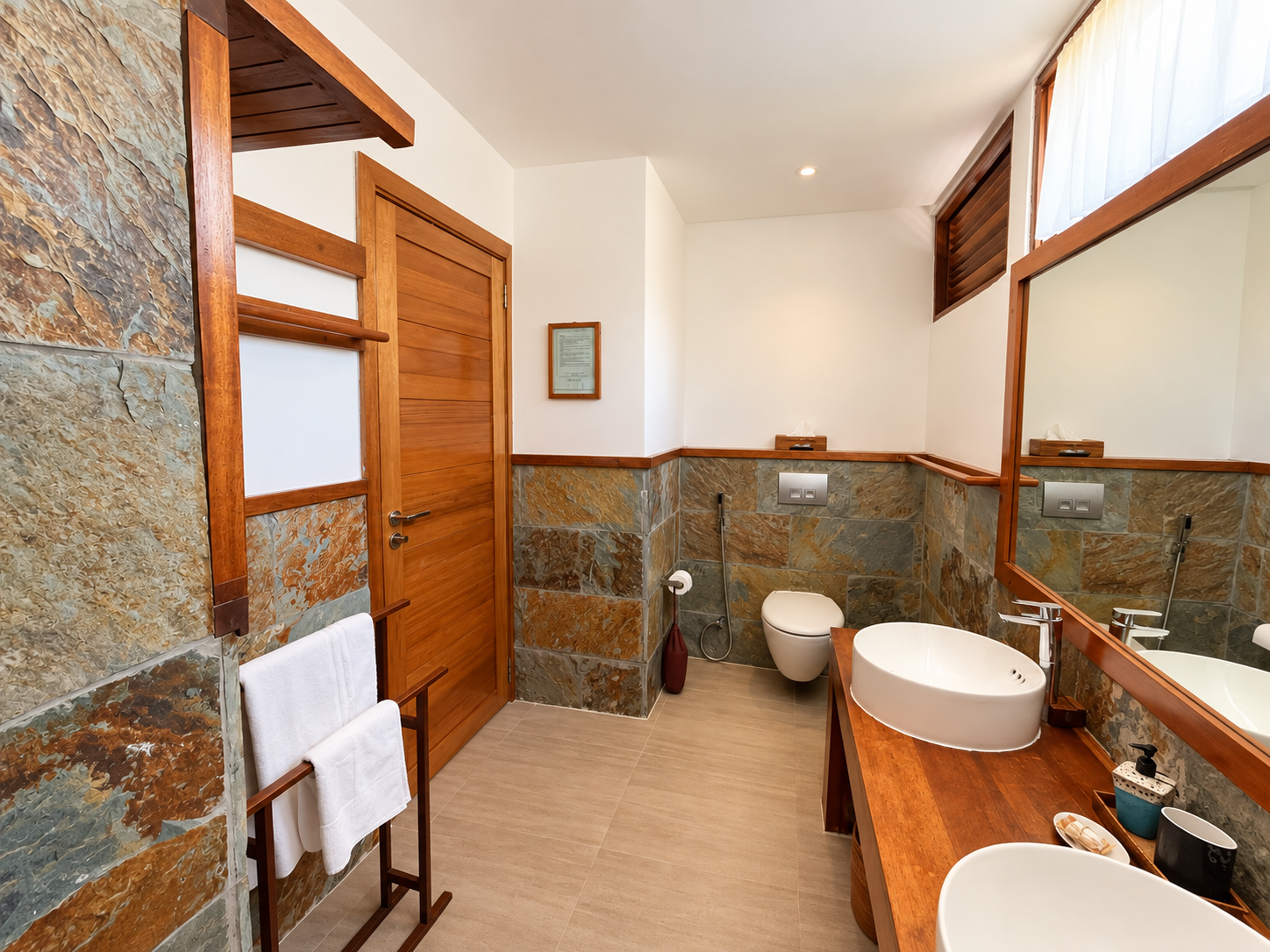 Seaside bathroom 2.png