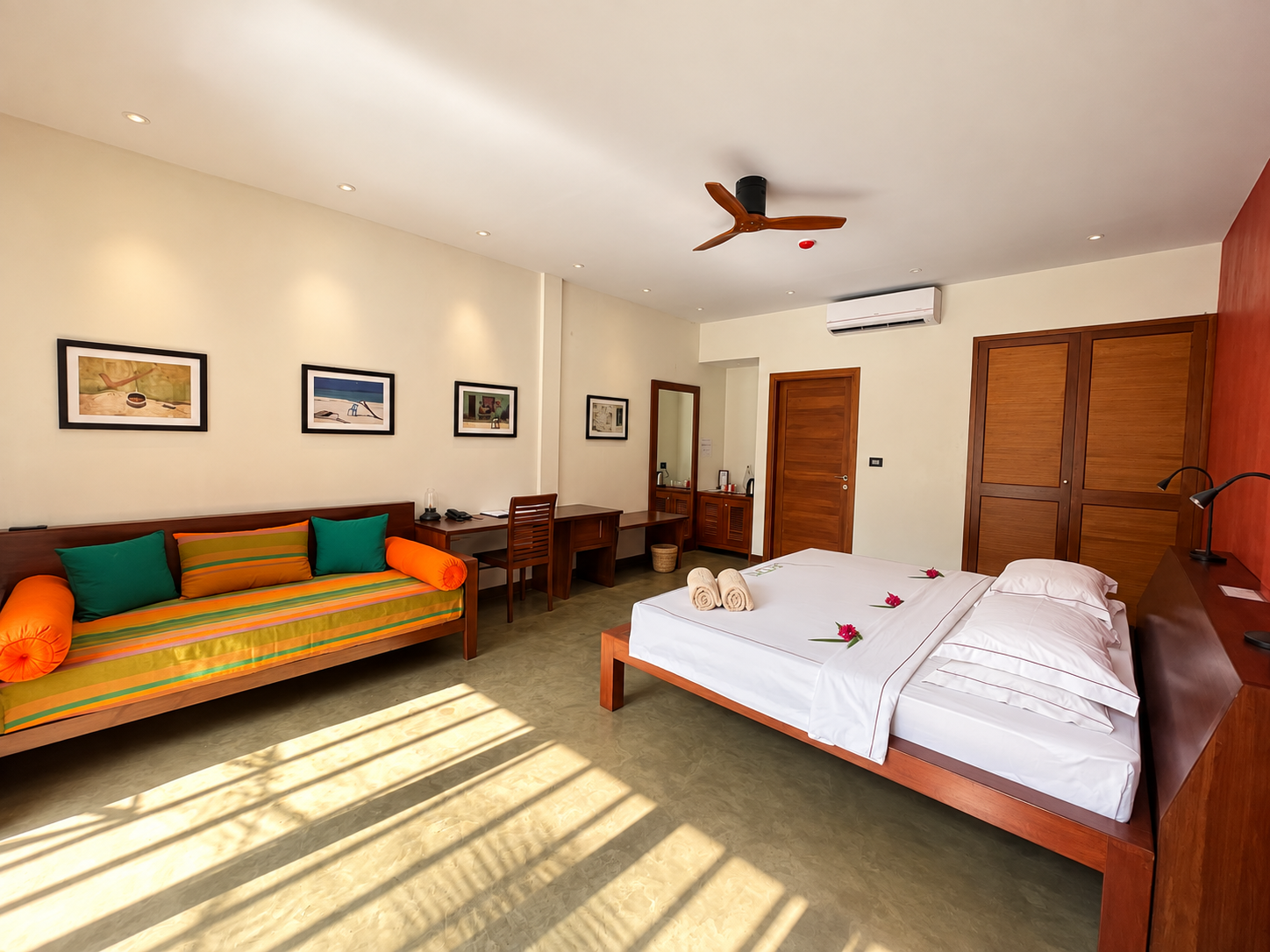 Beachside room 7.png