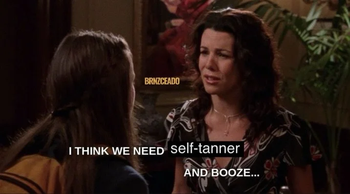 us this holiday season&hellip; 🎄🤶🏽✨ lorelai gilmore couldn&rsquo;t have said it better👀

#selftanner #holidayseason #holidays #holiday #gilmoregirls #fall #winter #pale #selftan #selftanning #tannedskin #tan #christmas #holidaydinner #skincare #s