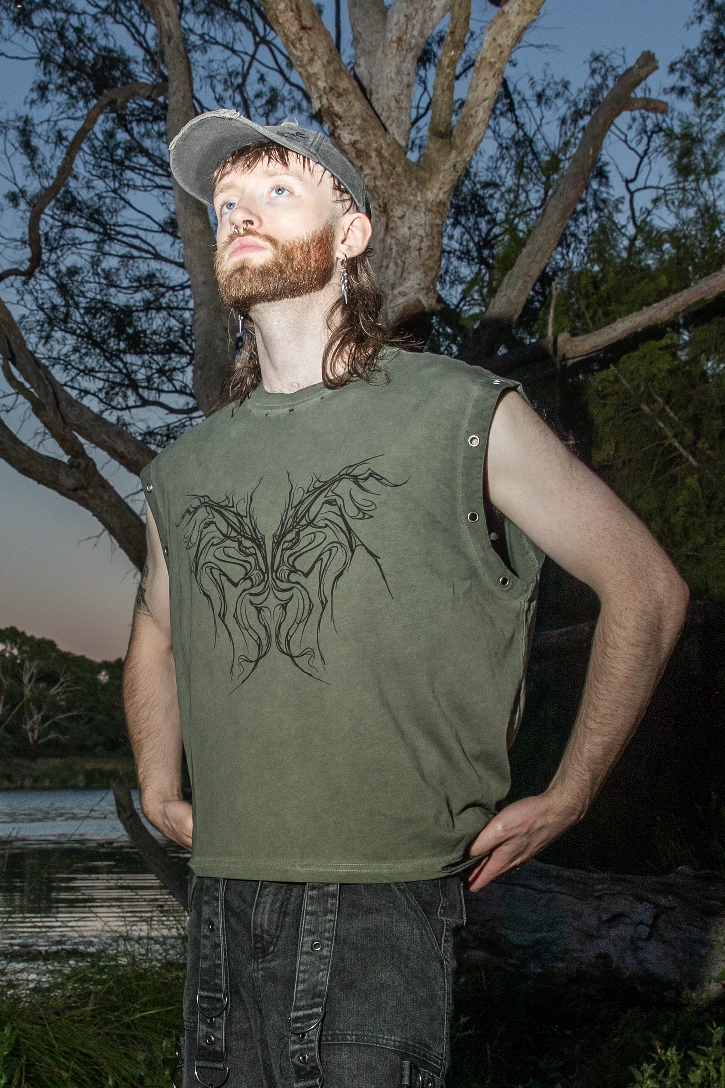 DISTRESSED BEETLE TANK TOP