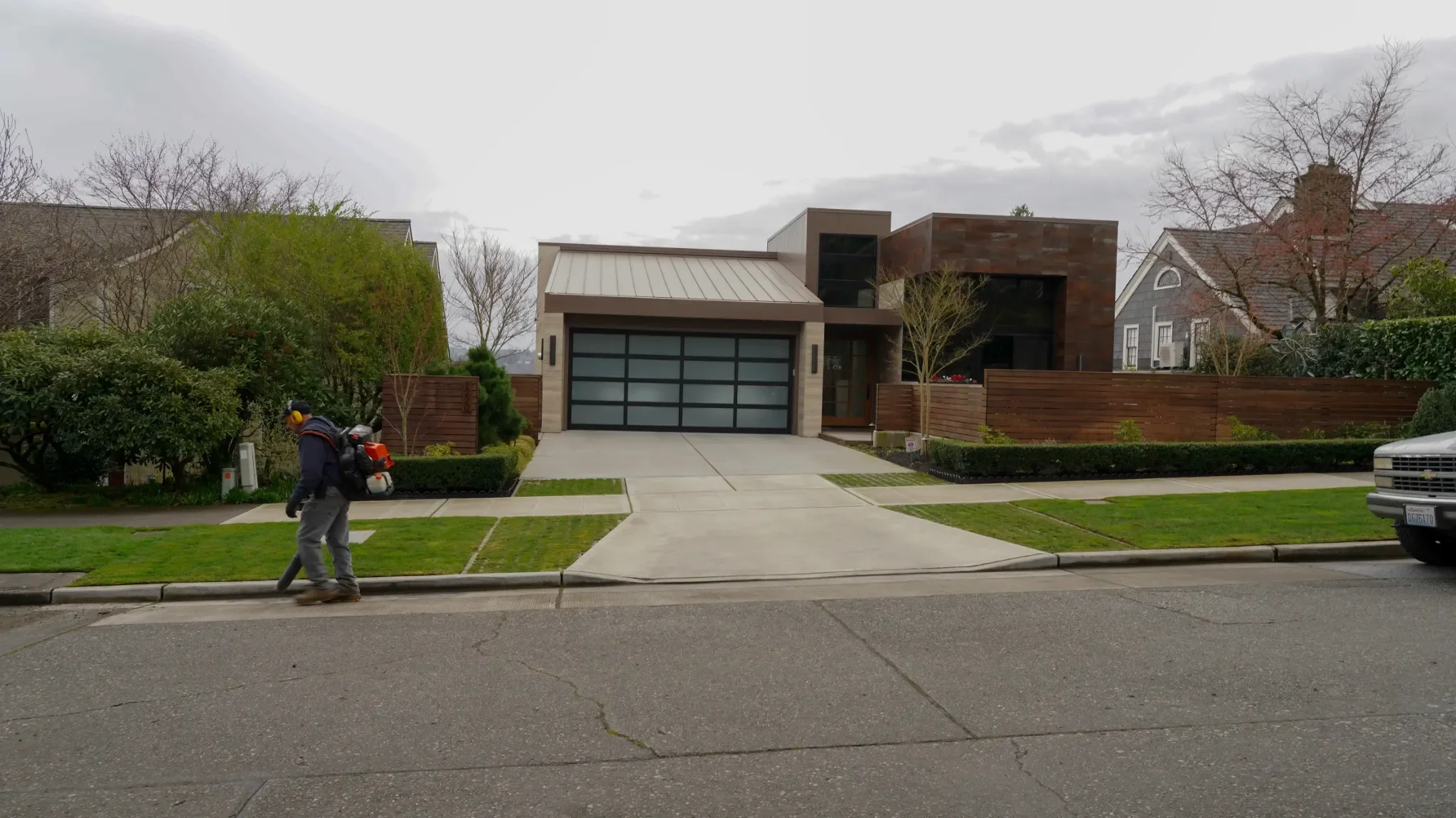 remium Lawn Care for Modern Homes.webp