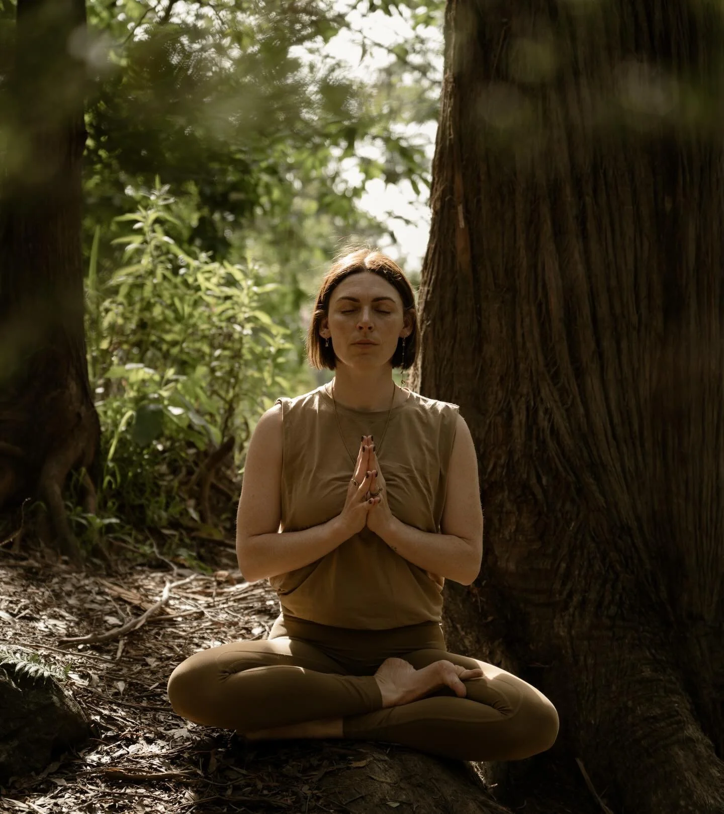 Grow tall like the big giants 🌲🧘🏻&zwj;♀️ 

Moss hopping in lutruwita with @katiepalmerphotography
&bull;
&bull;
&bull;
#healingpowerofnature #yogaandmeditation #mindfulness #forestyoga #amongstthetrees