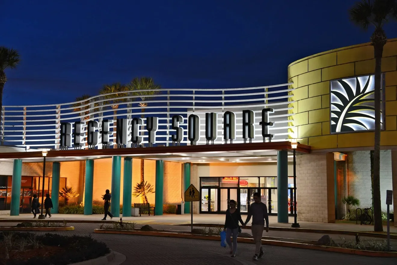 Blackwater Development pays $19.1 million for Regency Square Mall