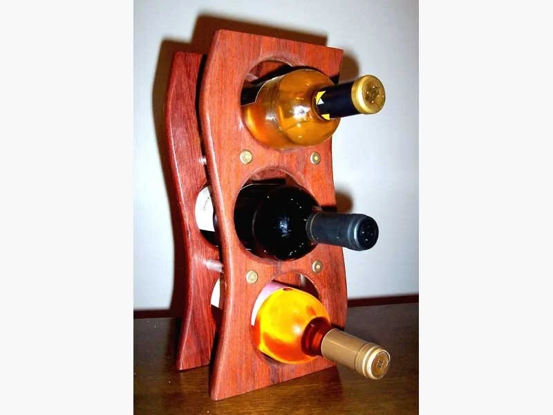 Display your favourite wines in this Jarrah 3 bottle wine rack