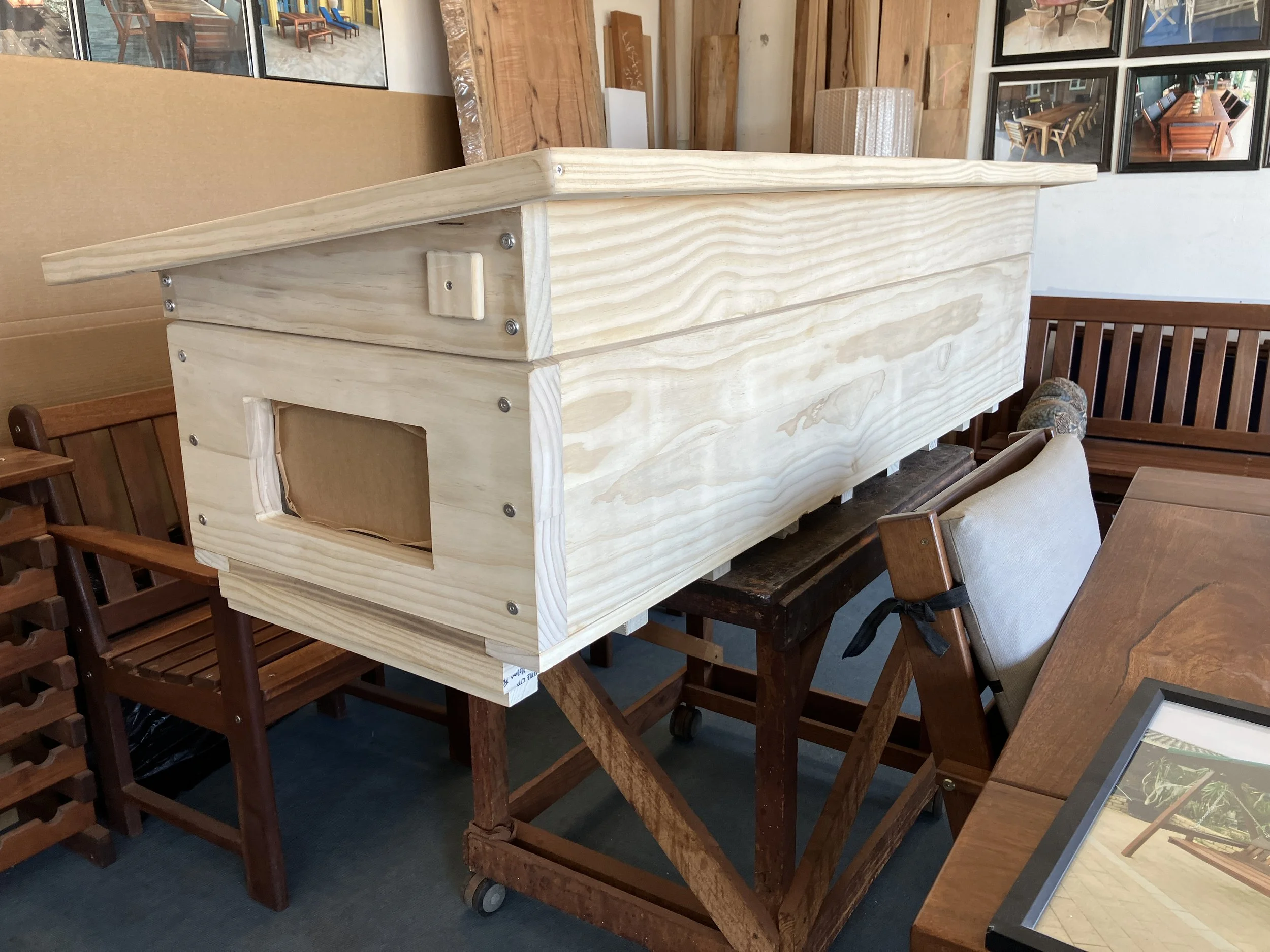 Customised for Kris, a Meadows Accoya long hive, insulated and ventilated and fitted with a timber edged