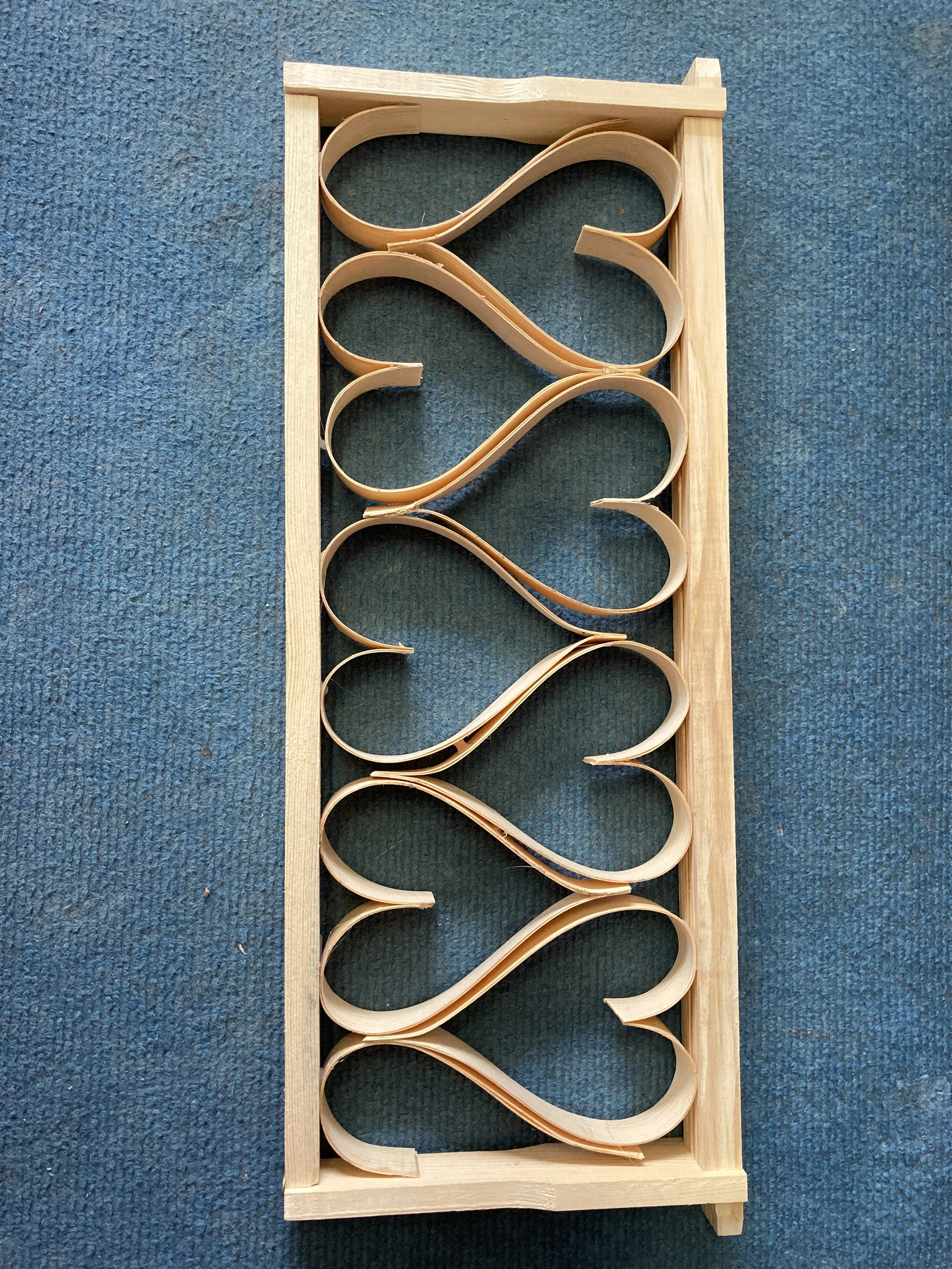 7 medium honey hearts in a super frame