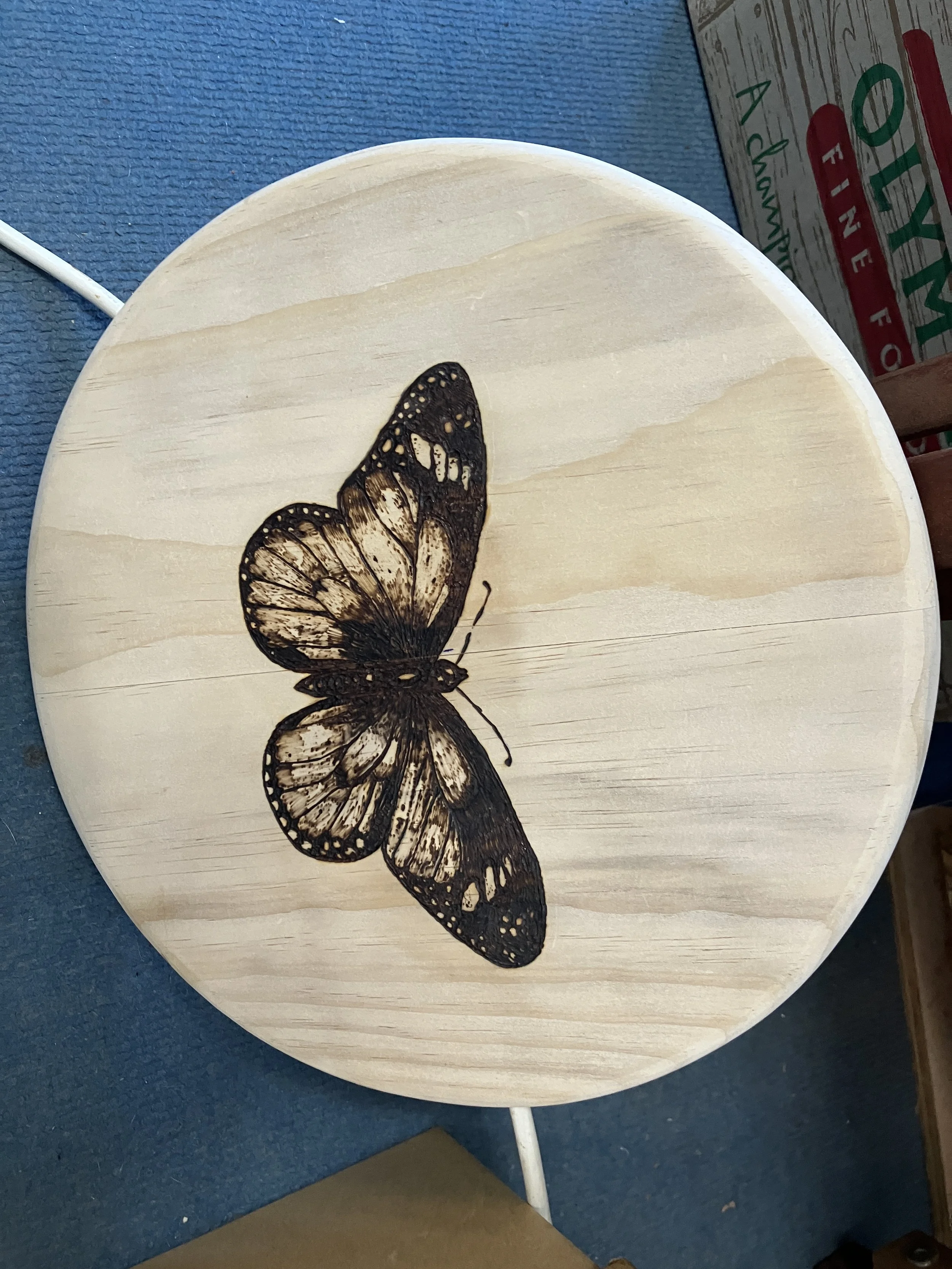 Accoya Dishwasher safe hand engraved pizza board