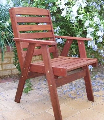 Standard Jarrah outdoor chair Round Top slat
